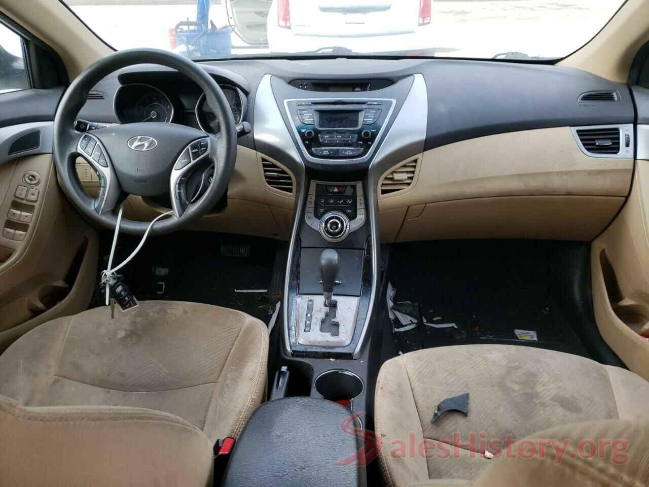 5NPDH4AE8DH335804 2013 HYUNDAI ELANTRA