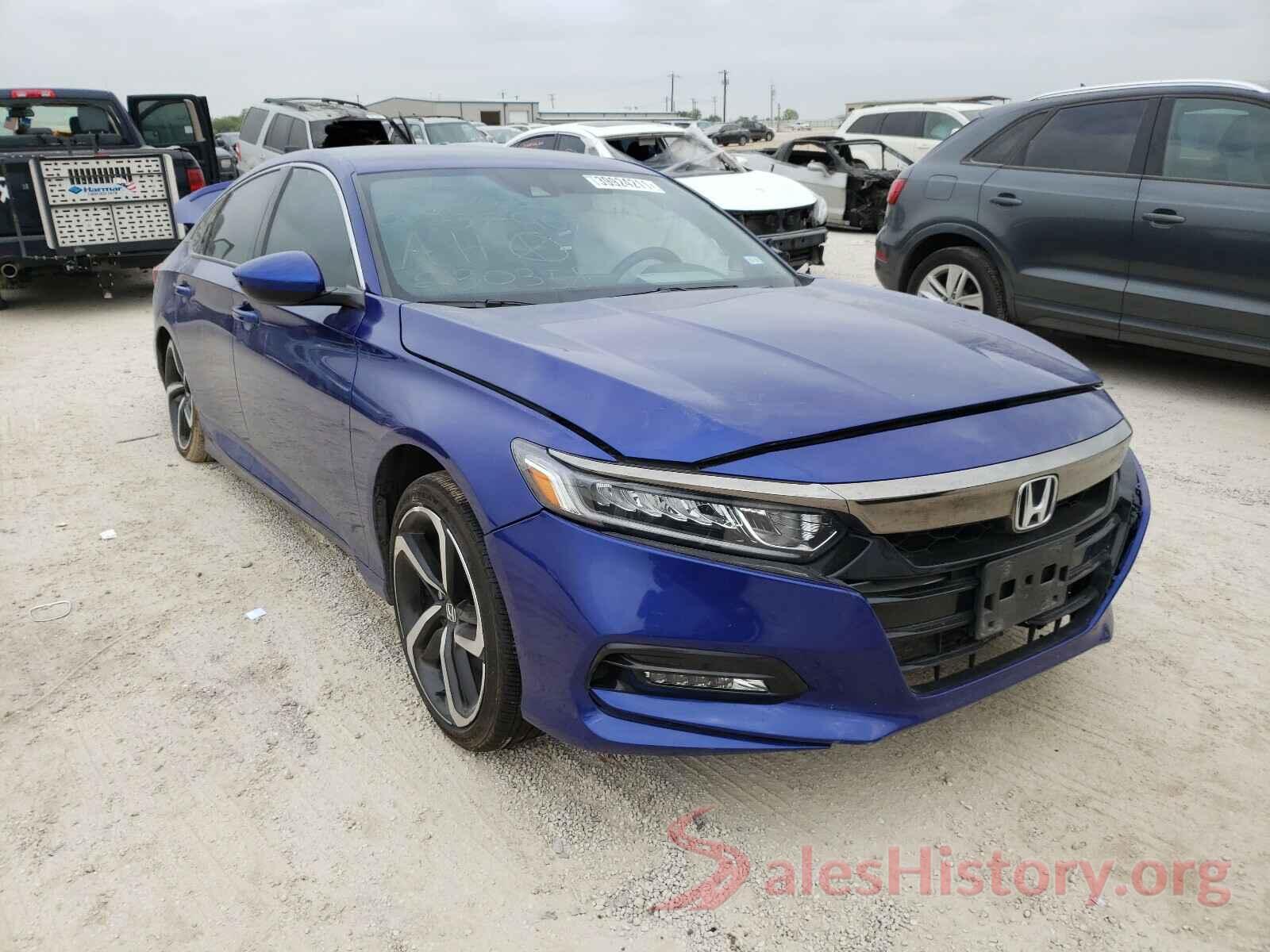 1HGCV1F33JA230358 2018 HONDA ACCORD