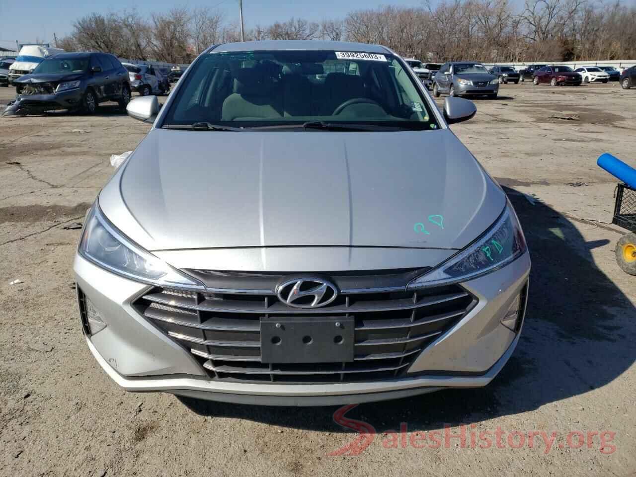 5NPD74LF5KH468722 2019 HYUNDAI ELANTRA