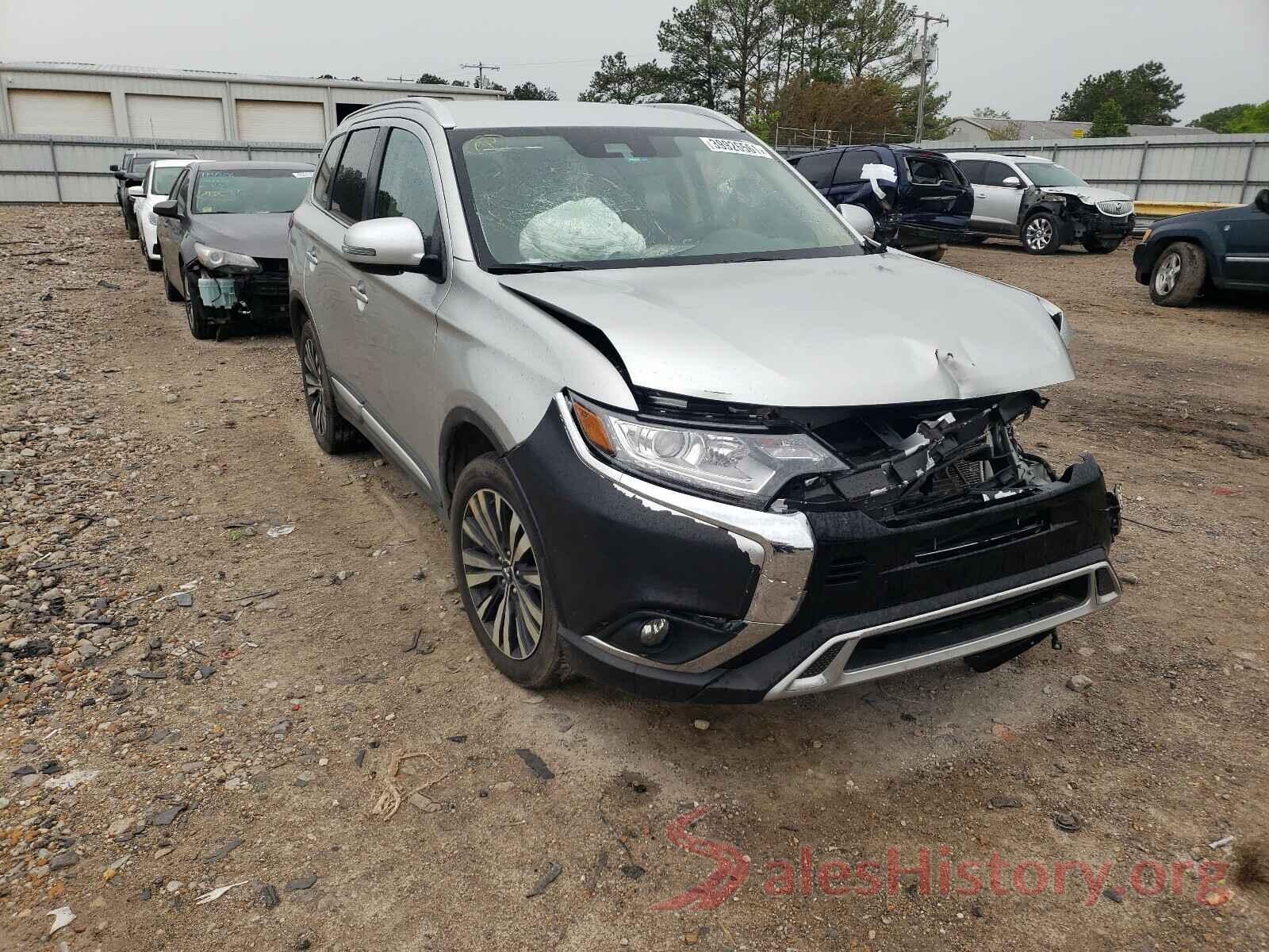 JA4AD3A39LZ028828 2020 MITSUBISHI OUTLANDER