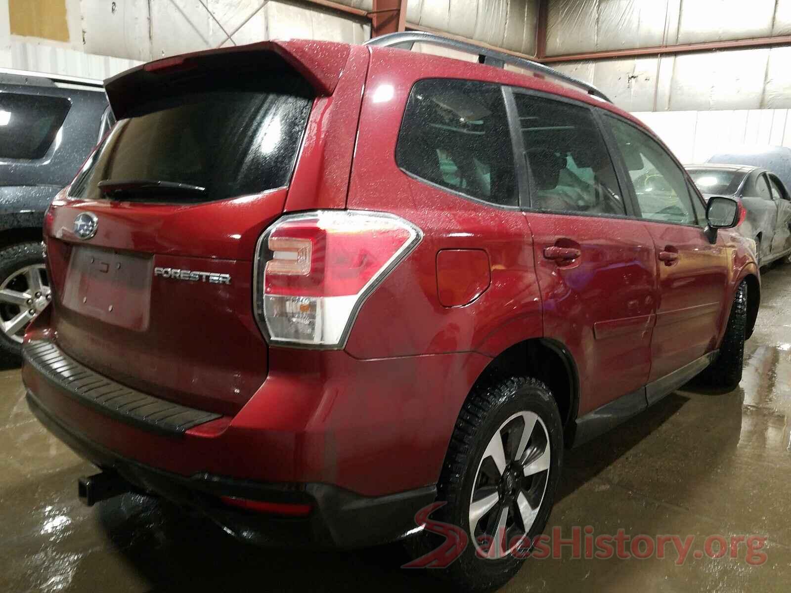 JF2SJAGC5JH441946 2018 SUBARU FORESTER