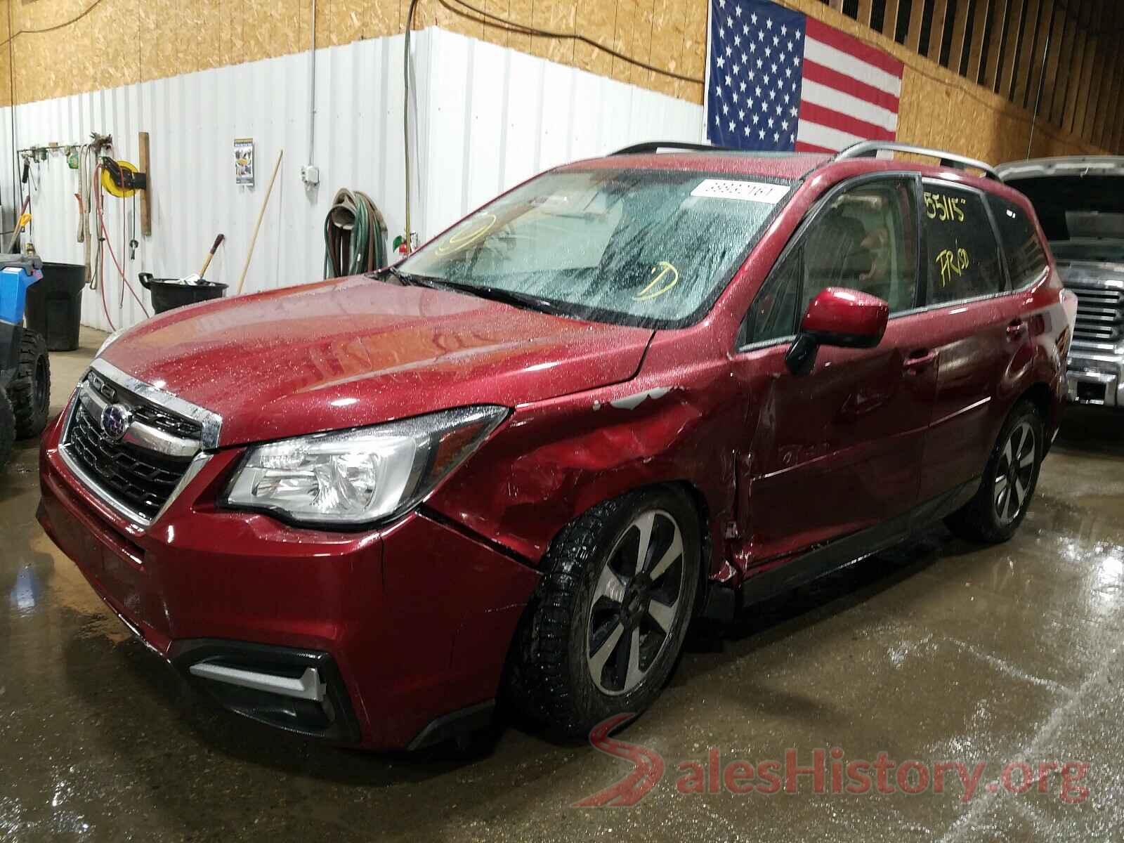 JF2SJAGC5JH441946 2018 SUBARU FORESTER