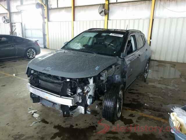 3C4NJDCB4KT780677 2019 JEEP COMPASS