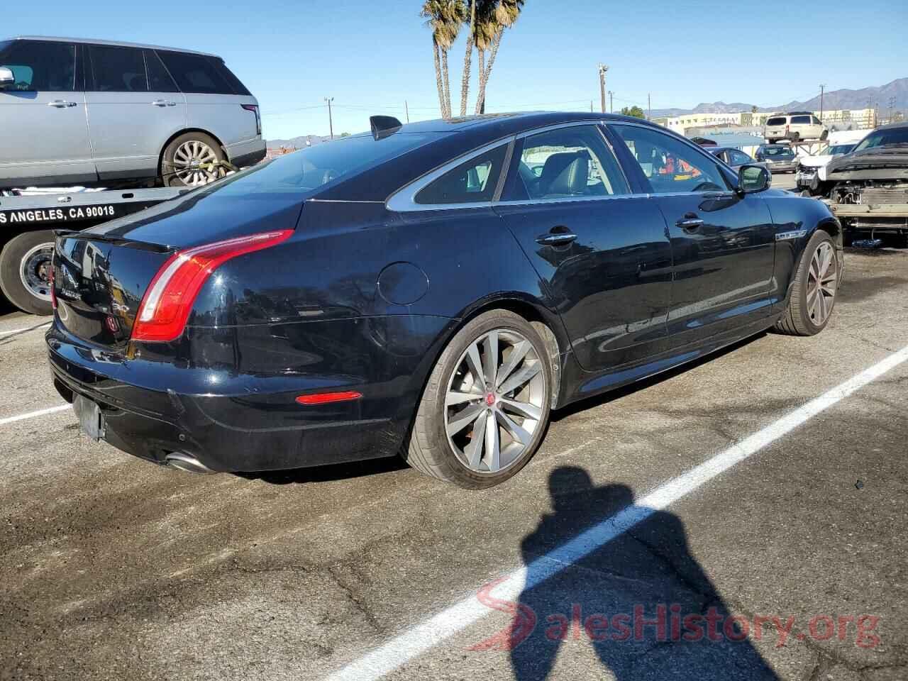 SAJWA1C79J8W14555 2018 JAGUAR XJ