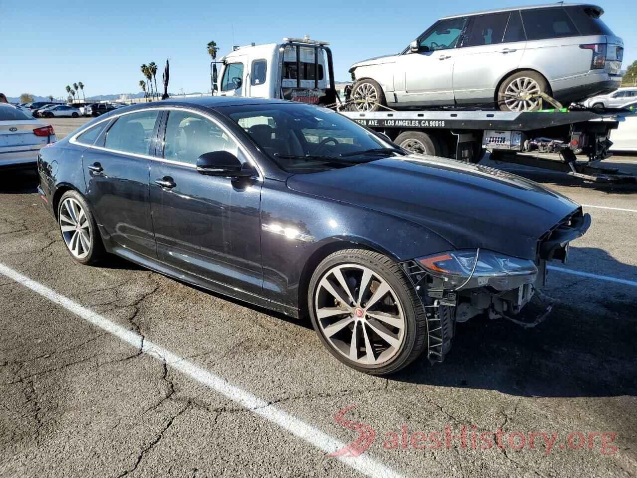 SAJWA1C79J8W14555 2018 JAGUAR XJ