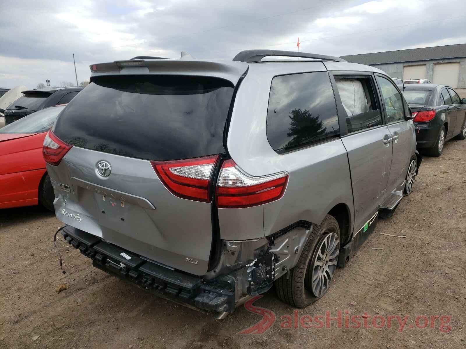 5TDYZ3DC9JS946529 2018 TOYOTA SIENNA