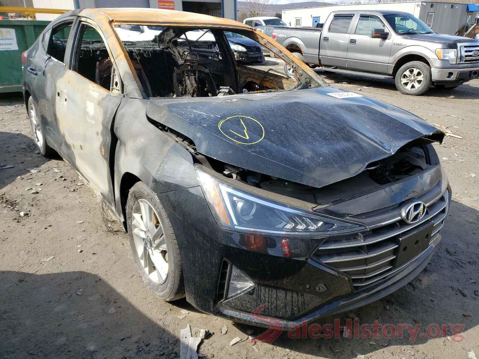 5NPD84LF5KH418268 2019 HYUNDAI ELANTRA