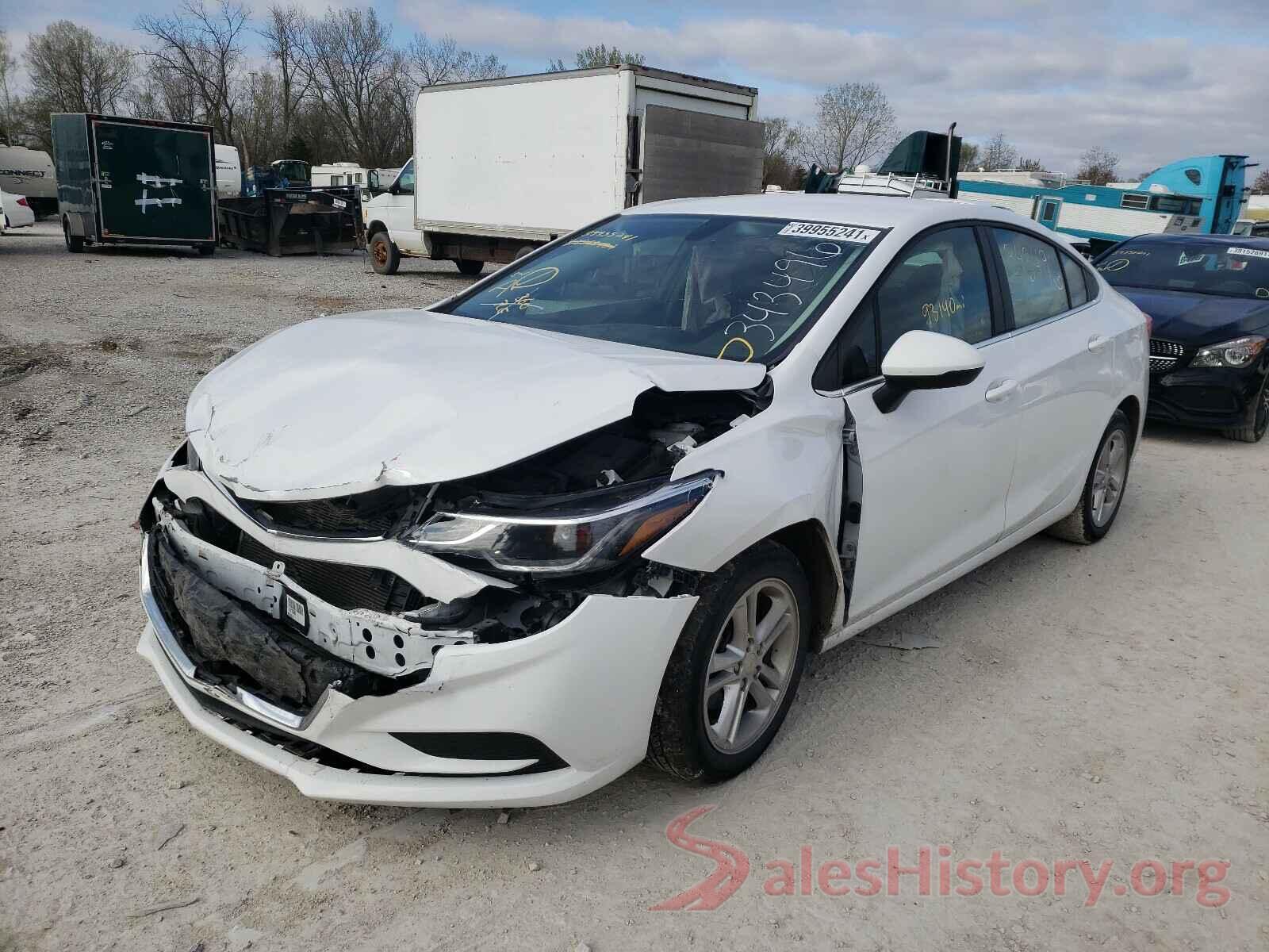 1G1BE5SM5J7152915 2018 CHEVROLET CRUZE