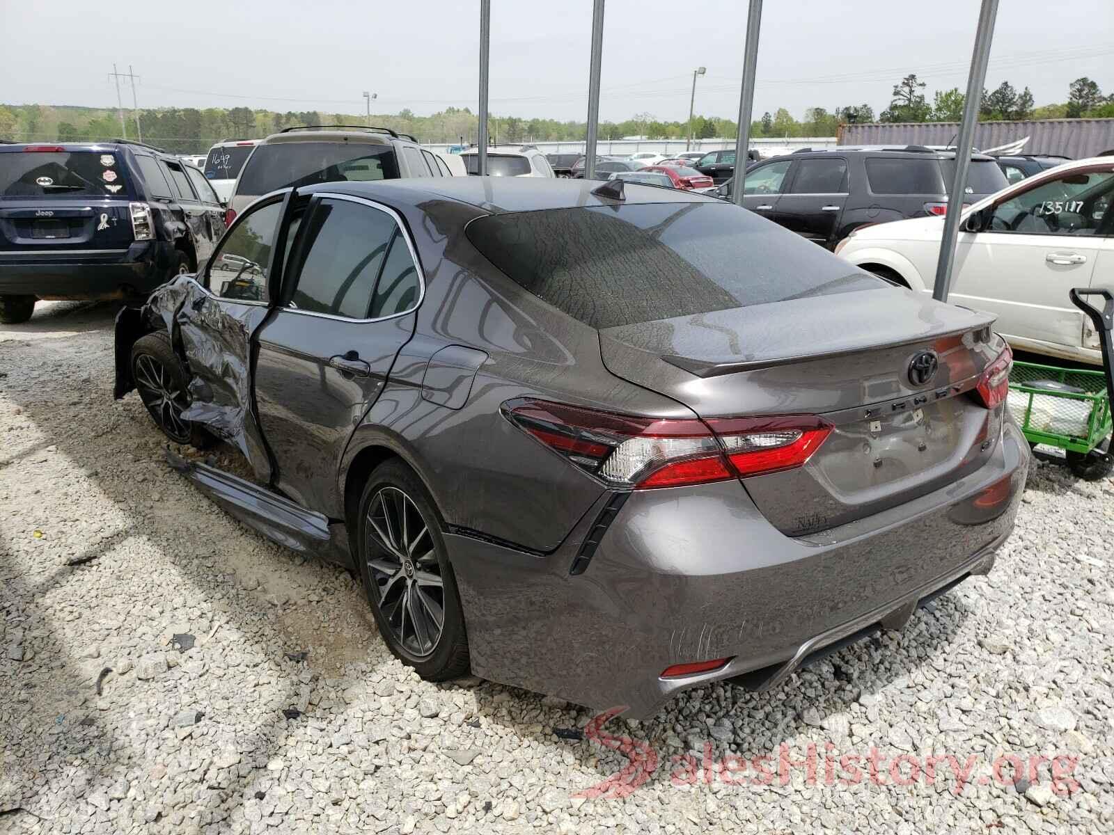 4T1G11AKXMU404581 2021 TOYOTA CAMRY