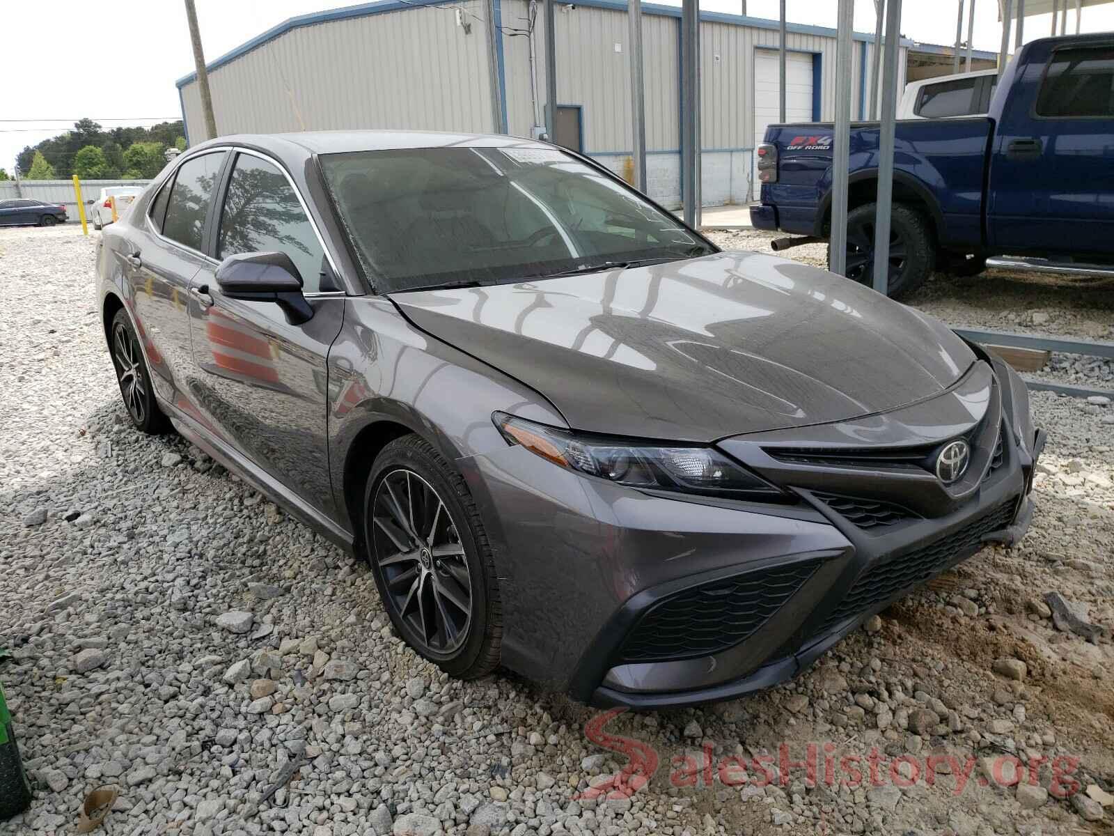 4T1G11AKXMU404581 2021 TOYOTA CAMRY