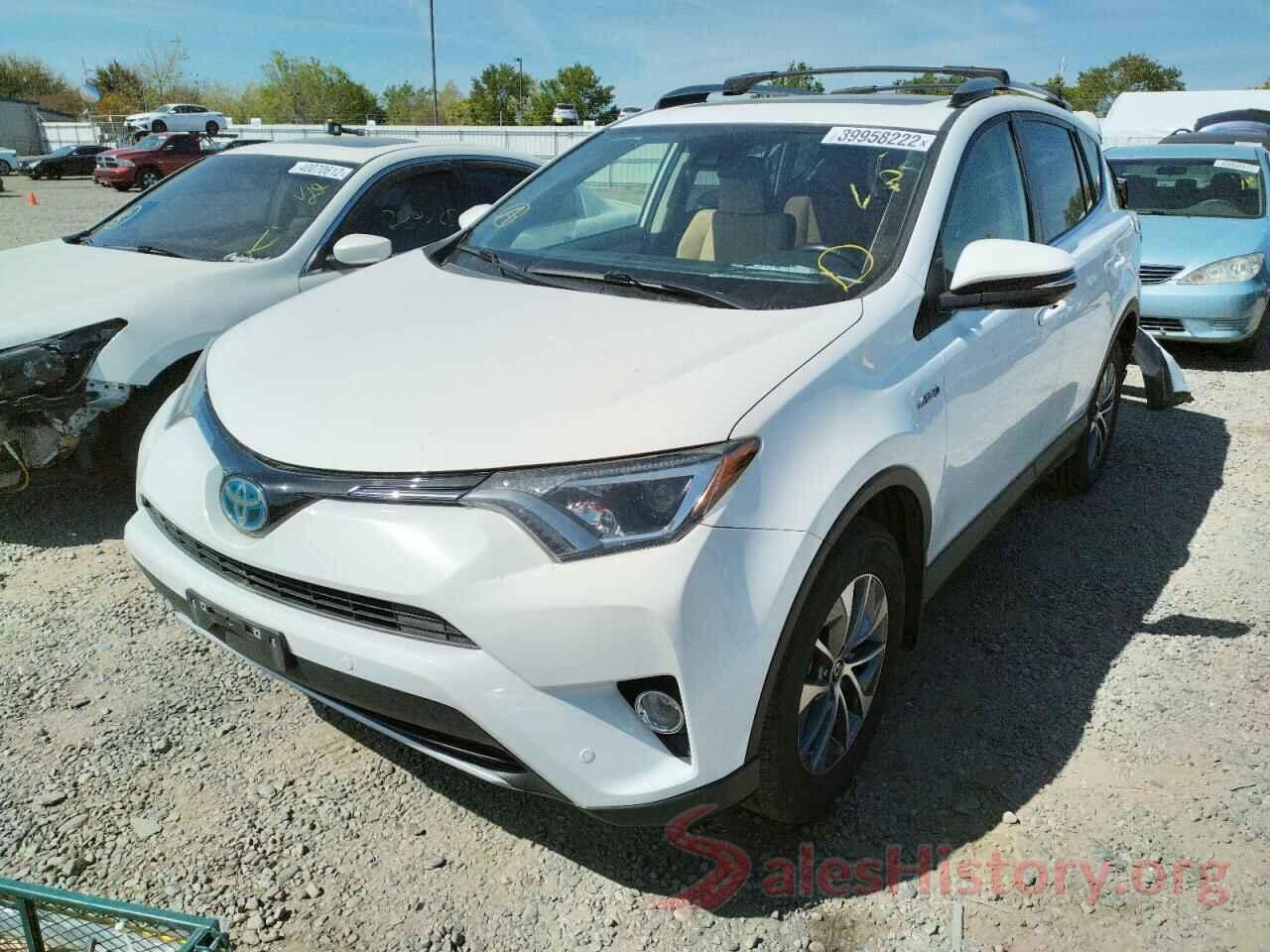 JTMRJREV2HD068690 2017 TOYOTA RAV4