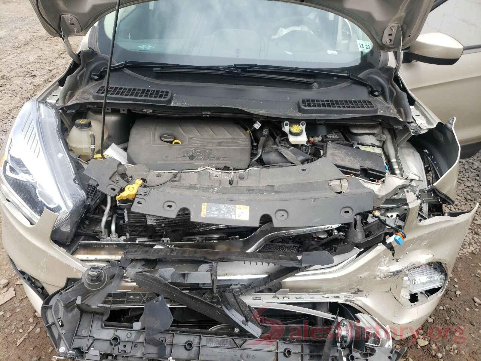 1FMCU9HD9JUD40282 2018 FORD ESCAPE