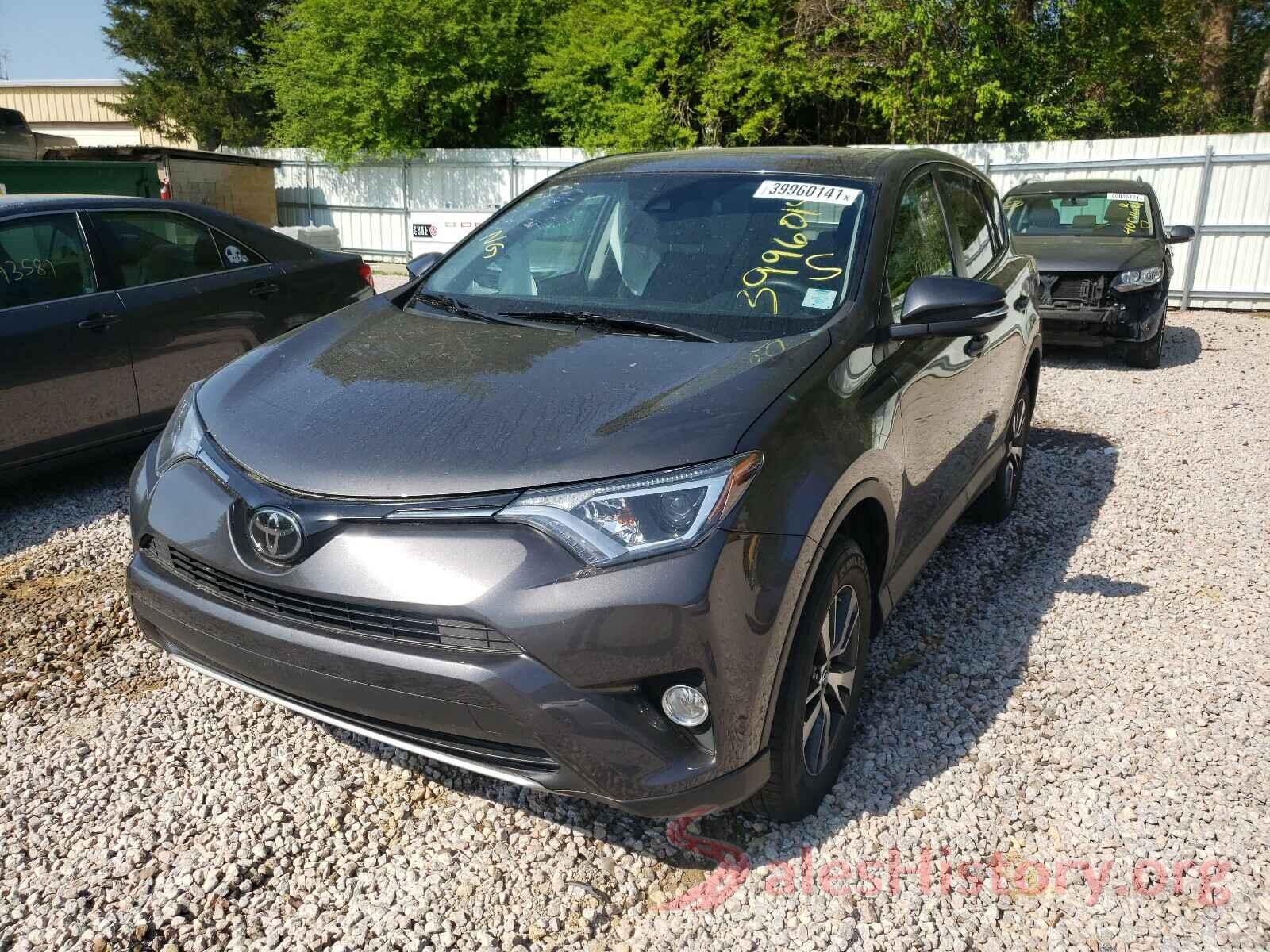 2T3RFREV0JW810546 2018 TOYOTA RAV4