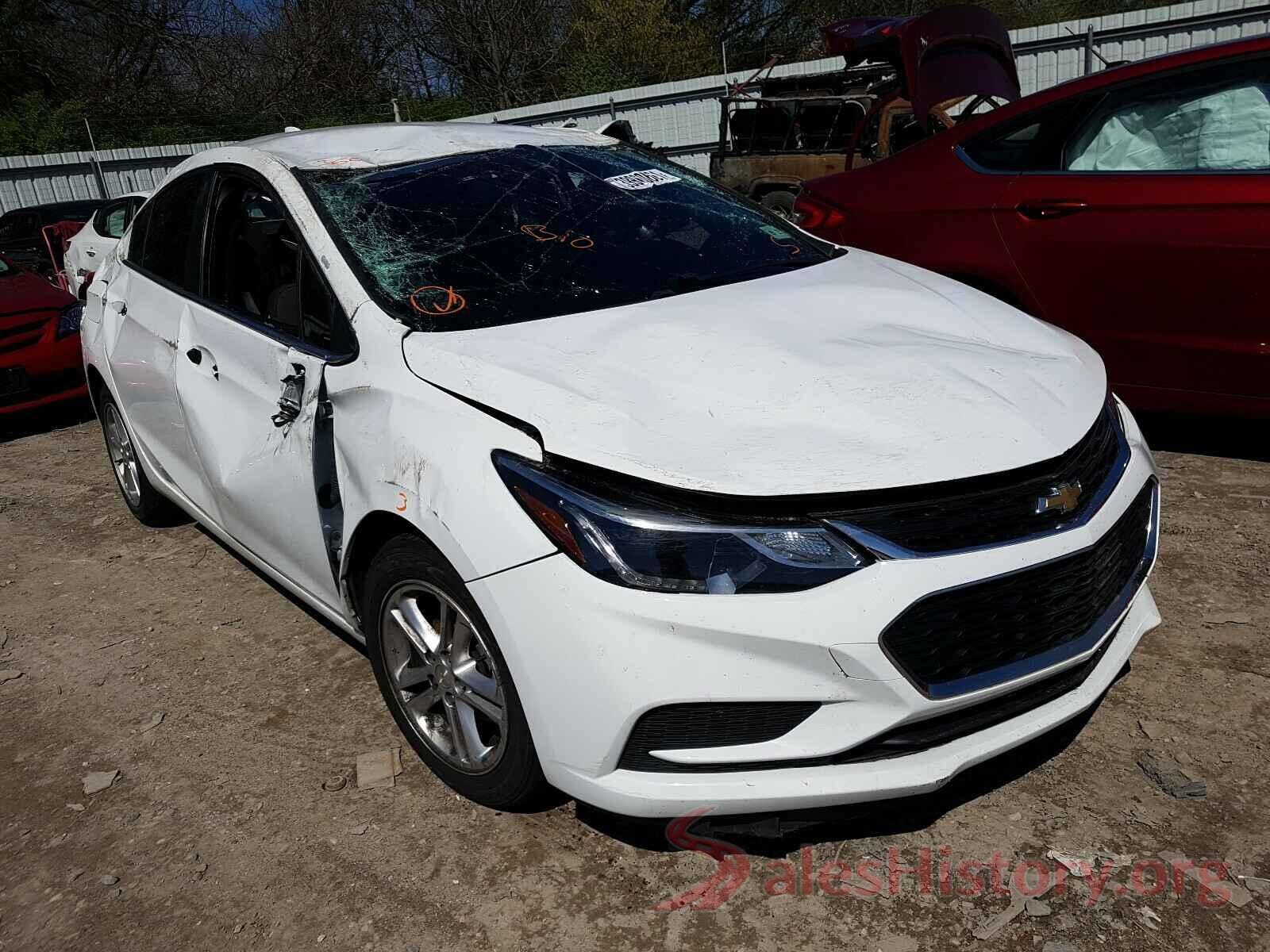 1G1BE5SM3J7106192 2018 CHEVROLET CRUZE