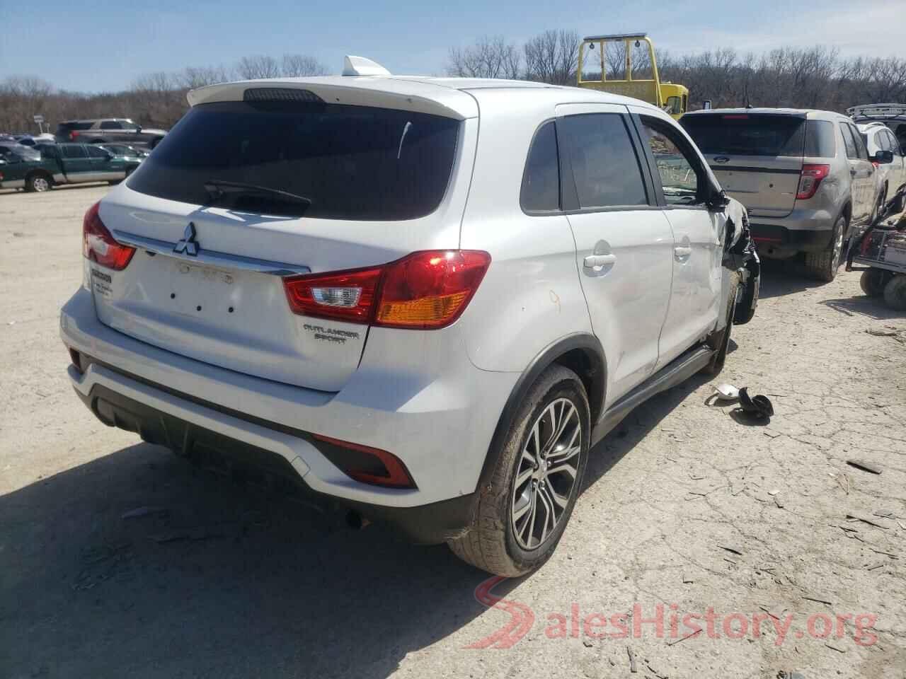 JA4AP3AU4KU018705 2019 MITSUBISHI OUTLANDER