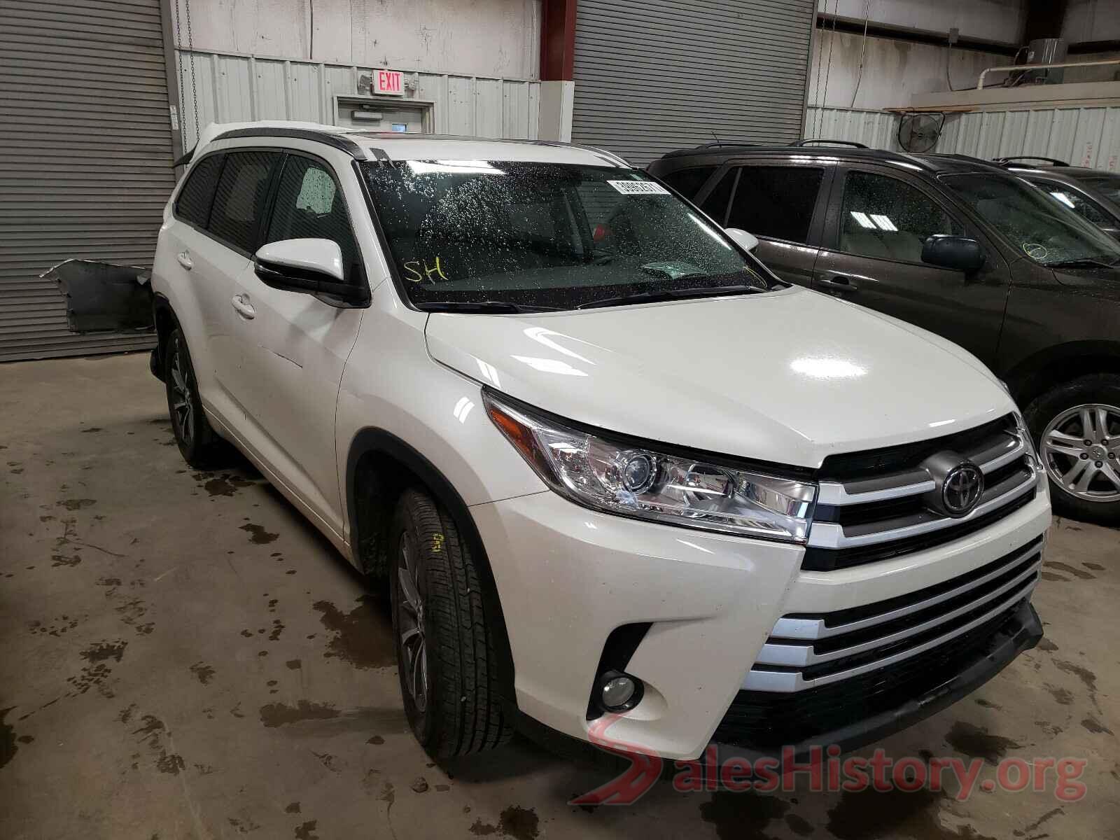 5TDKZRFHXHS516830 2017 TOYOTA HIGHLANDER