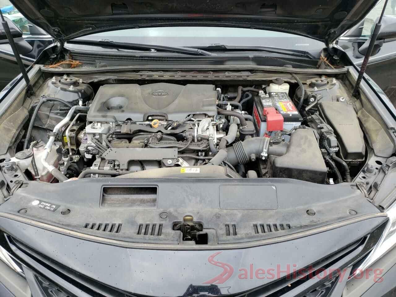 4T1B11HK0JU038819 2018 TOYOTA CAMRY