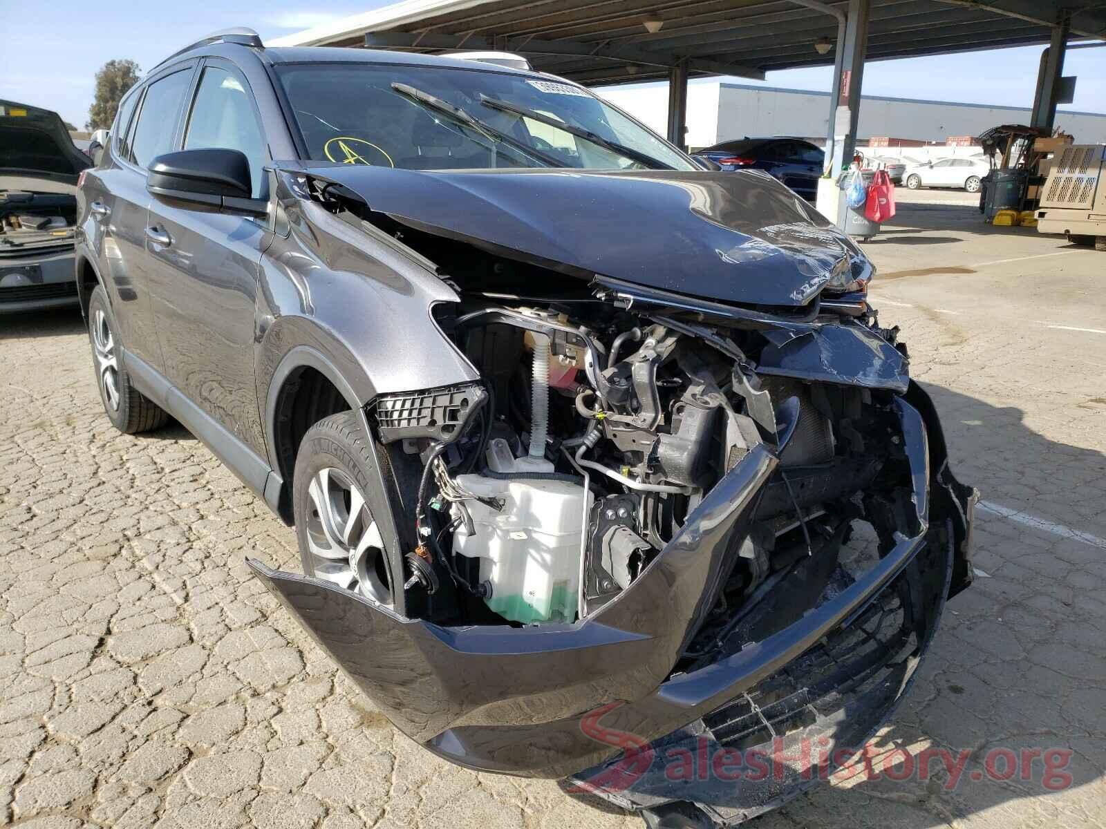 JTMZFREV8HJ142004 2017 TOYOTA RAV4