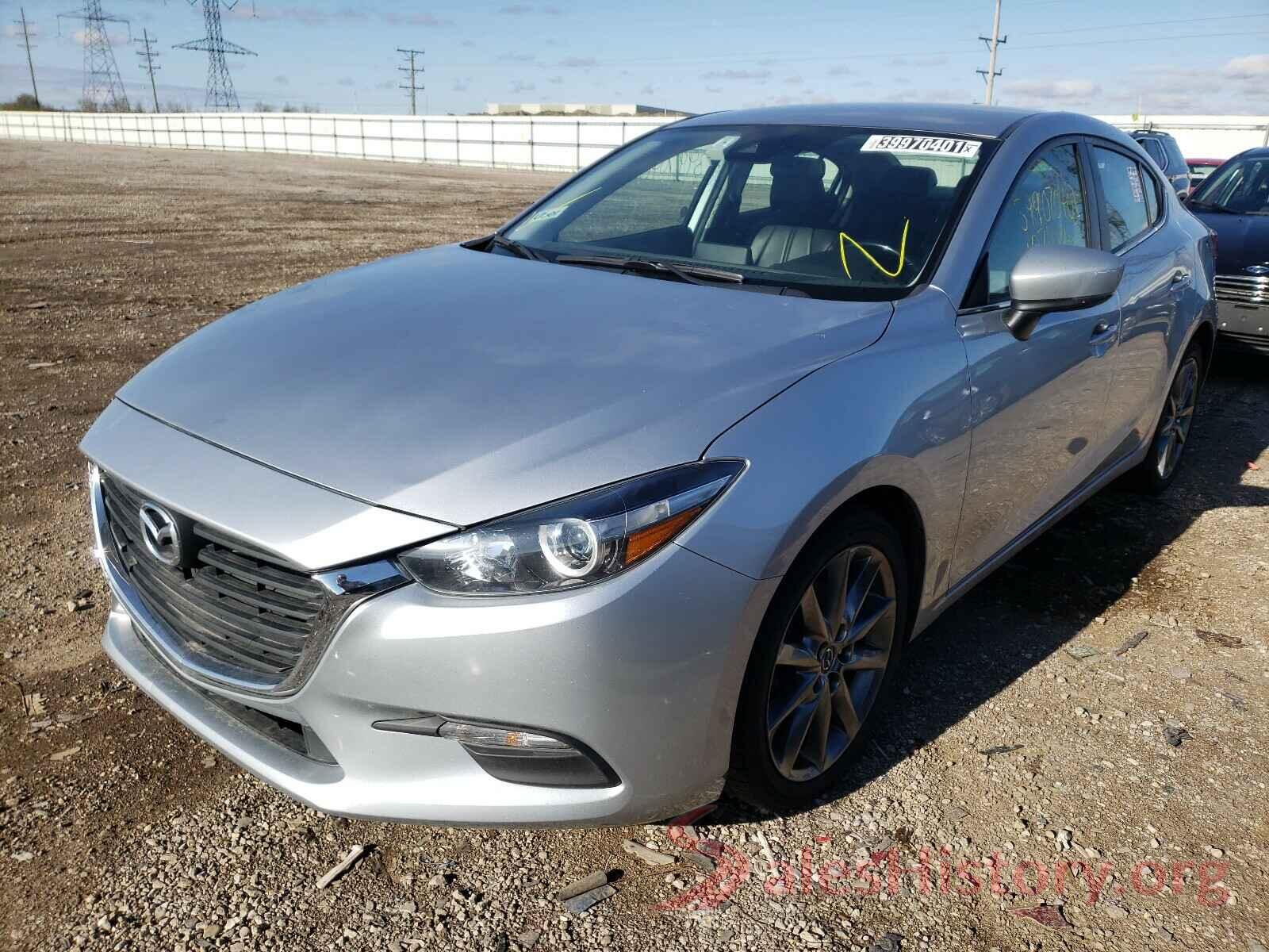 3MZBN1V37JM206432 2018 MAZDA 3