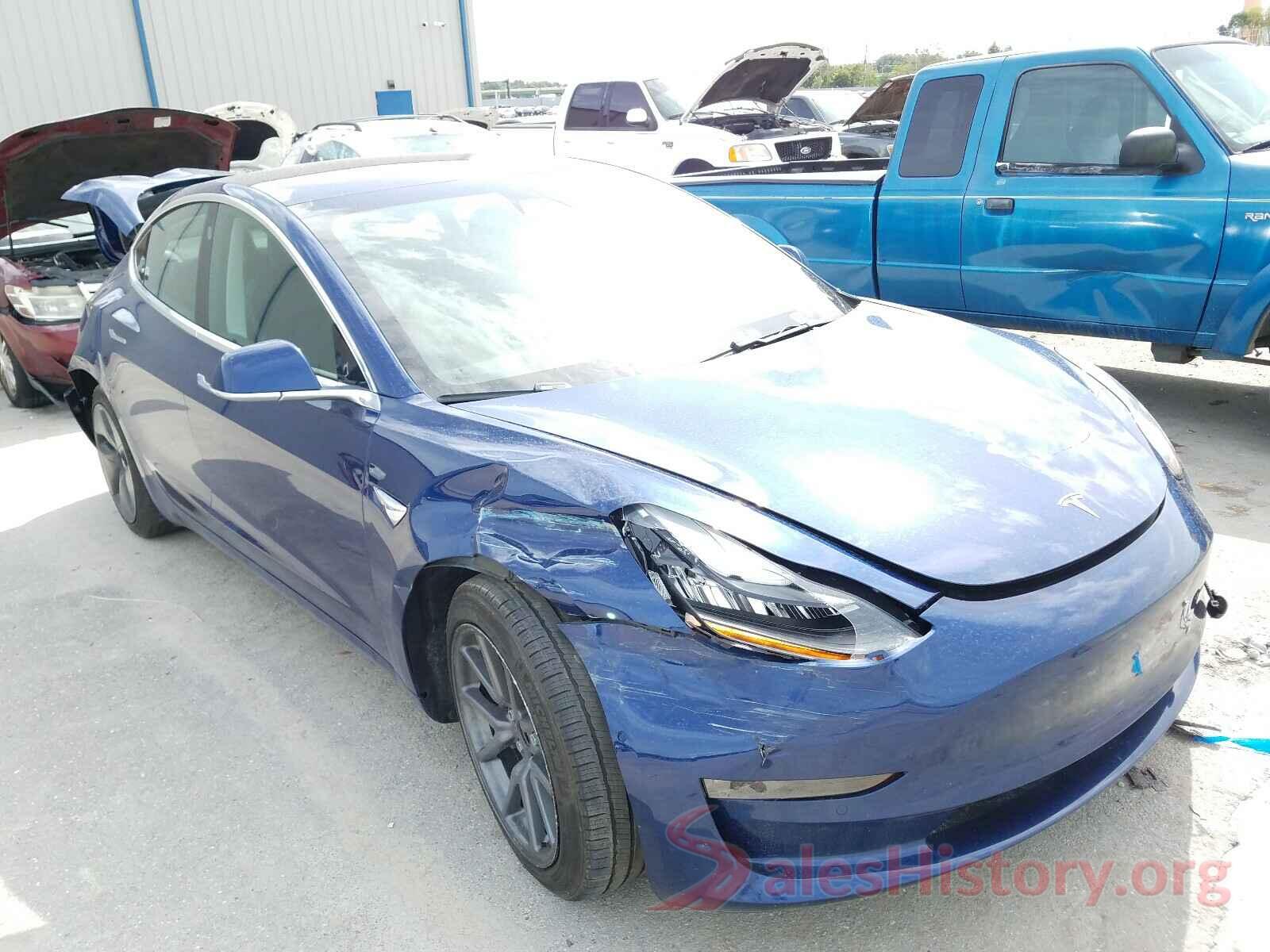 5YJ3E1EB3JF054233 2018 TESLA MODEL 3