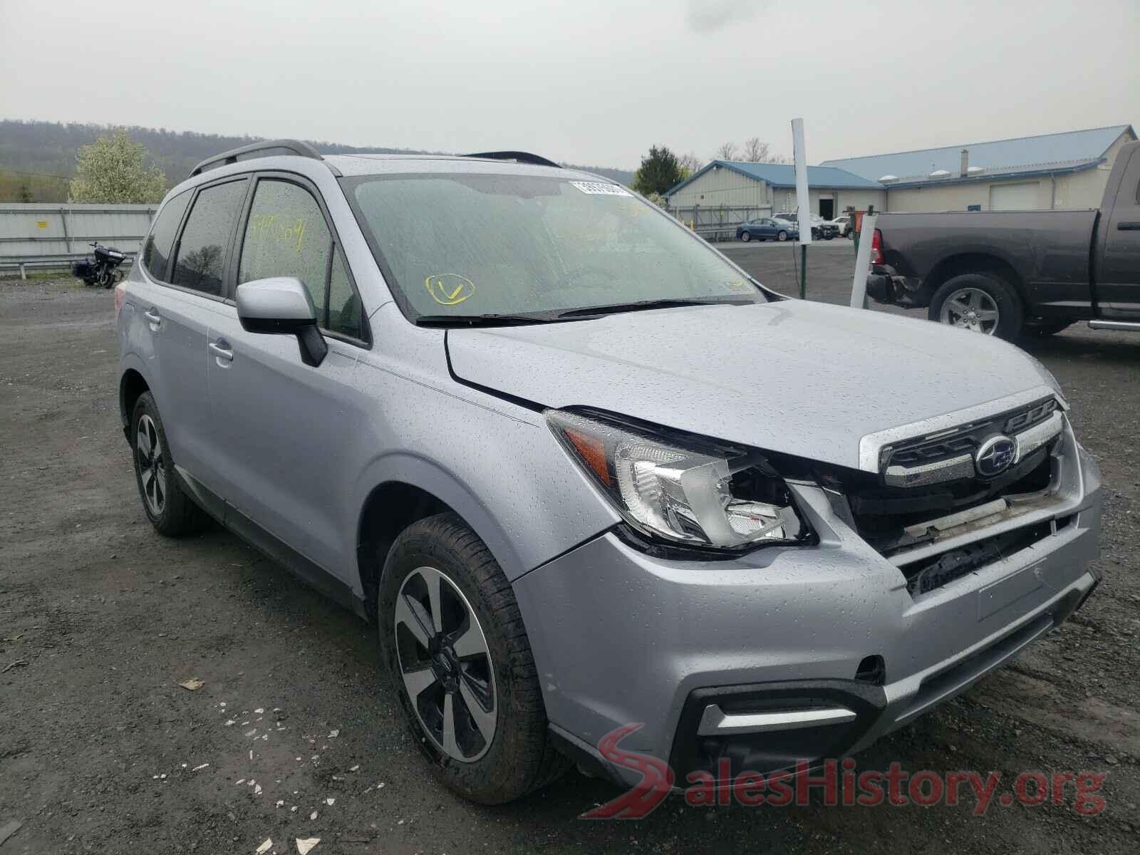 JF2SJAEC8JH517730 2018 SUBARU FORESTER