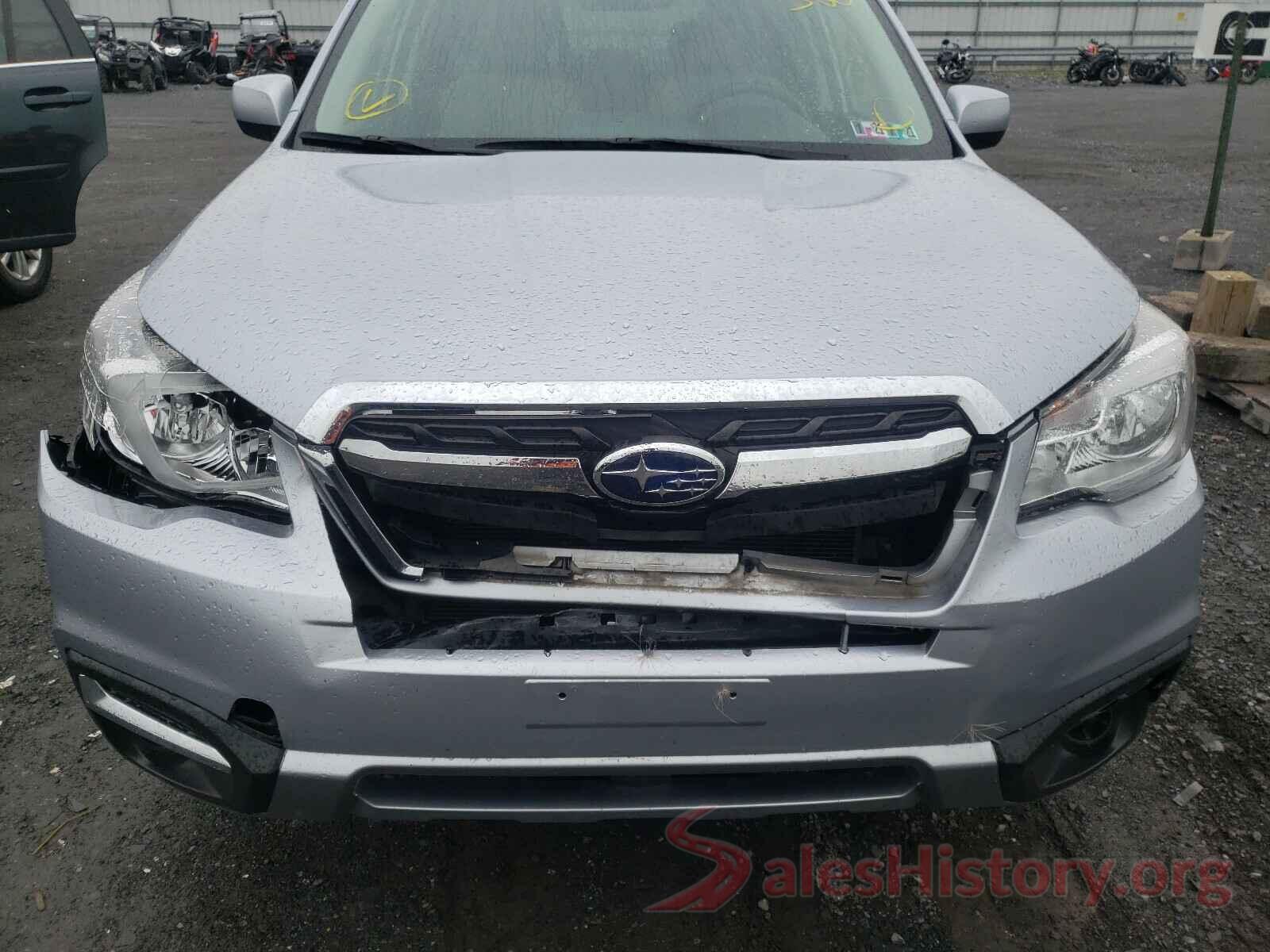 JF2SJAEC8JH517730 2018 SUBARU FORESTER