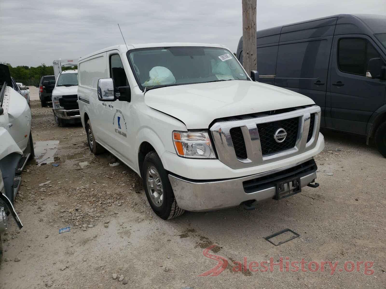 1N6AF0KY5HN810953 2017 NISSAN NV