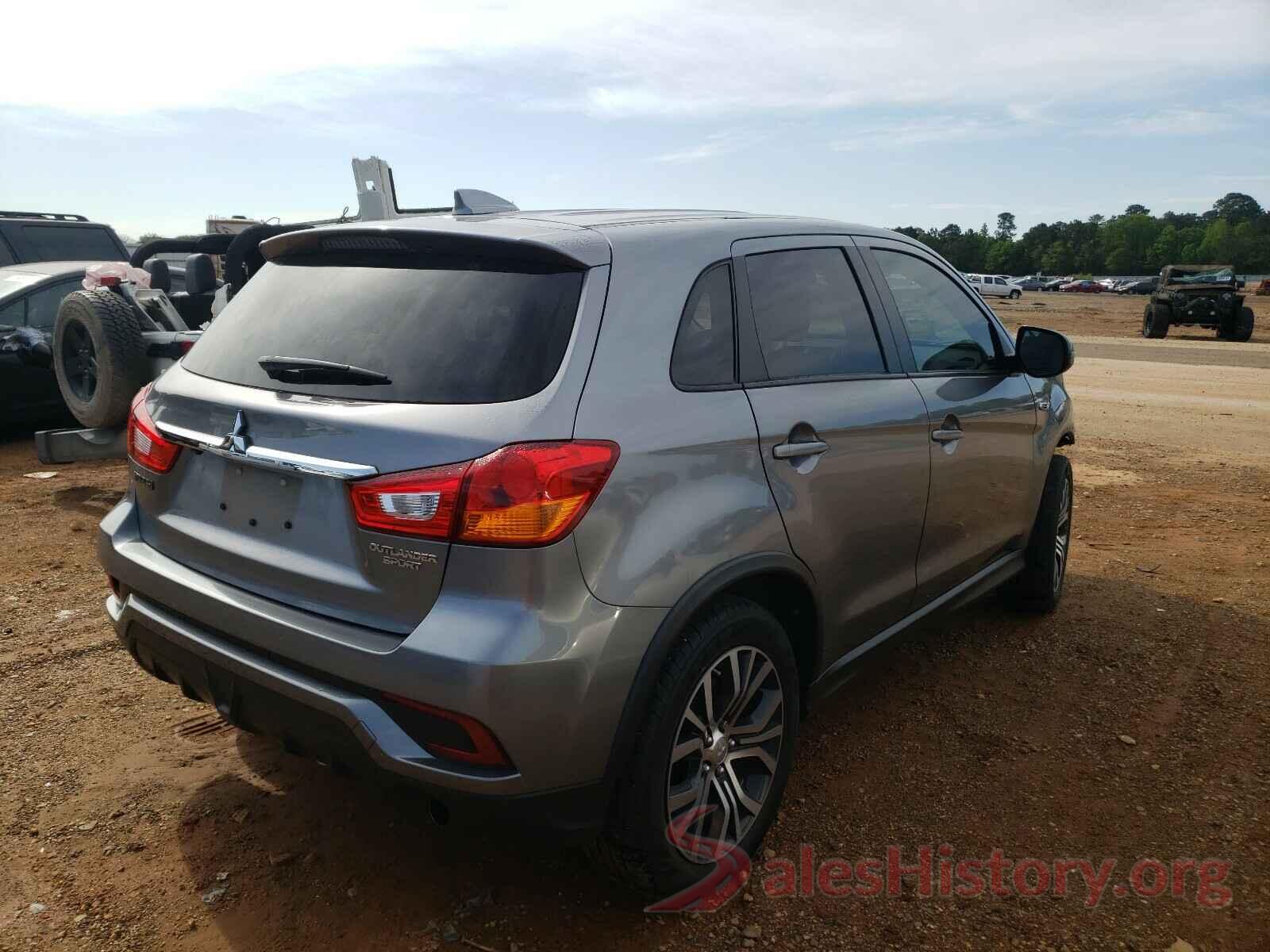 JA4AP3AU7JU008393 2018 MITSUBISHI OUTLANDER