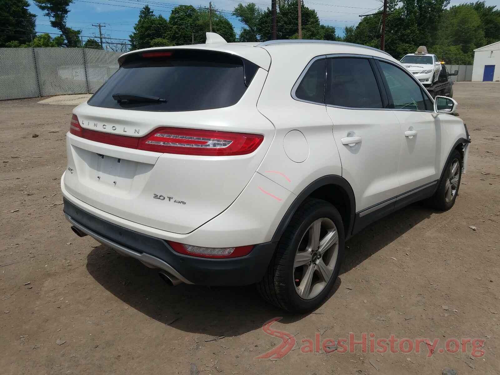 5LMCJ1D95HUL51668 2017 LINCOLN MKC