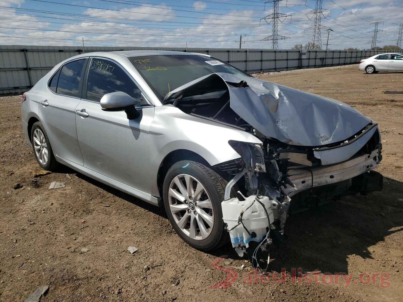 4T1B11HK0JU510517 2018 TOYOTA CAMRY