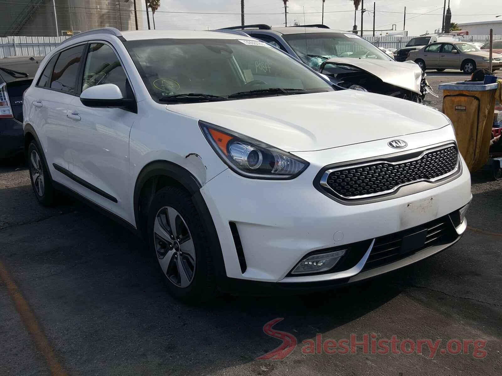 KNDCB3LC3J5204956 2018 KIA NIRO