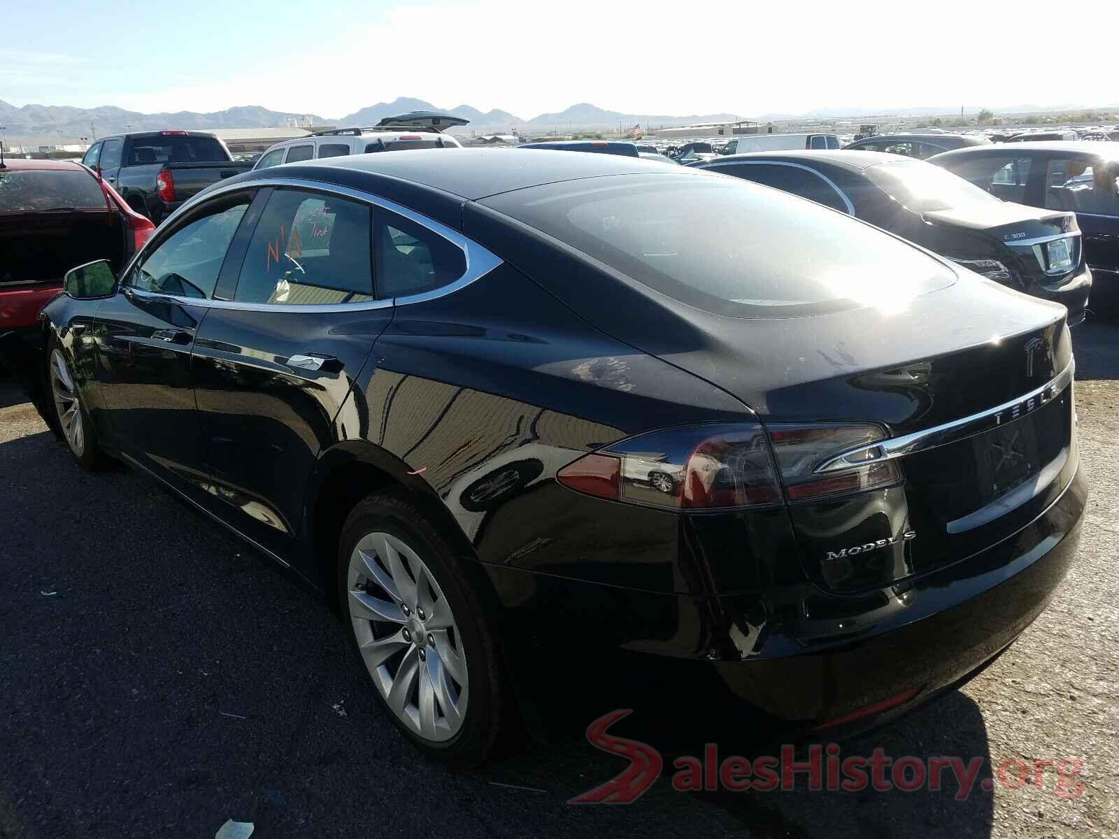 5YJSA1E25JF274822 2018 TESLA MODEL S