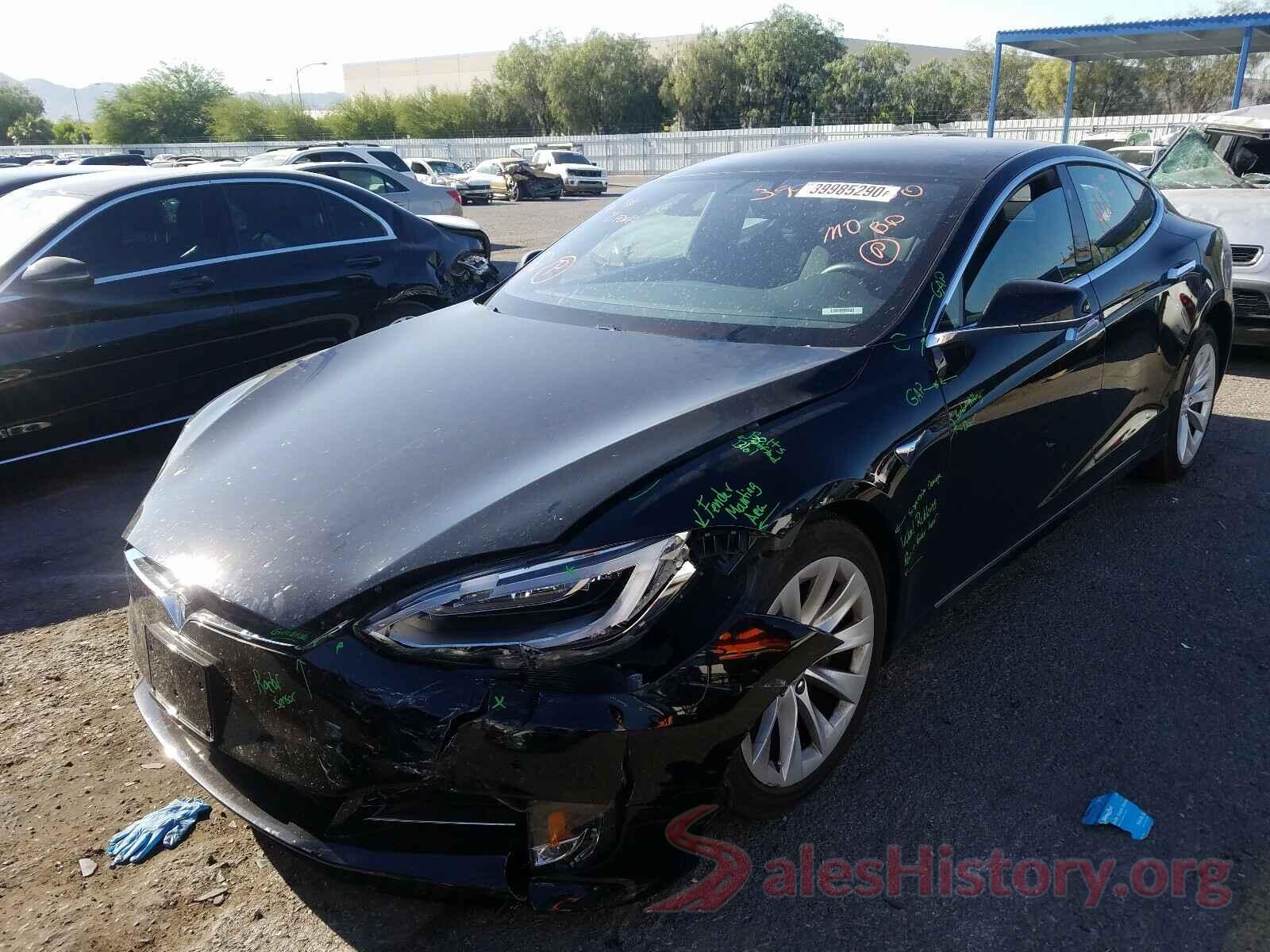 5YJSA1E25JF274822 2018 TESLA MODEL S