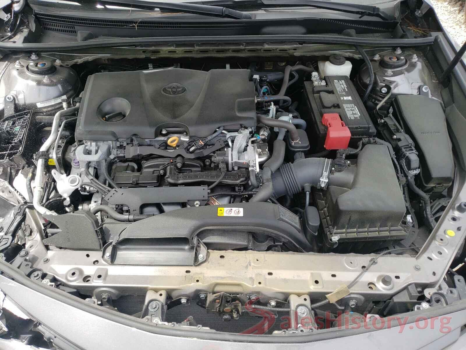 4T1B11HK8JU049406 2018 TOYOTA CAMRY