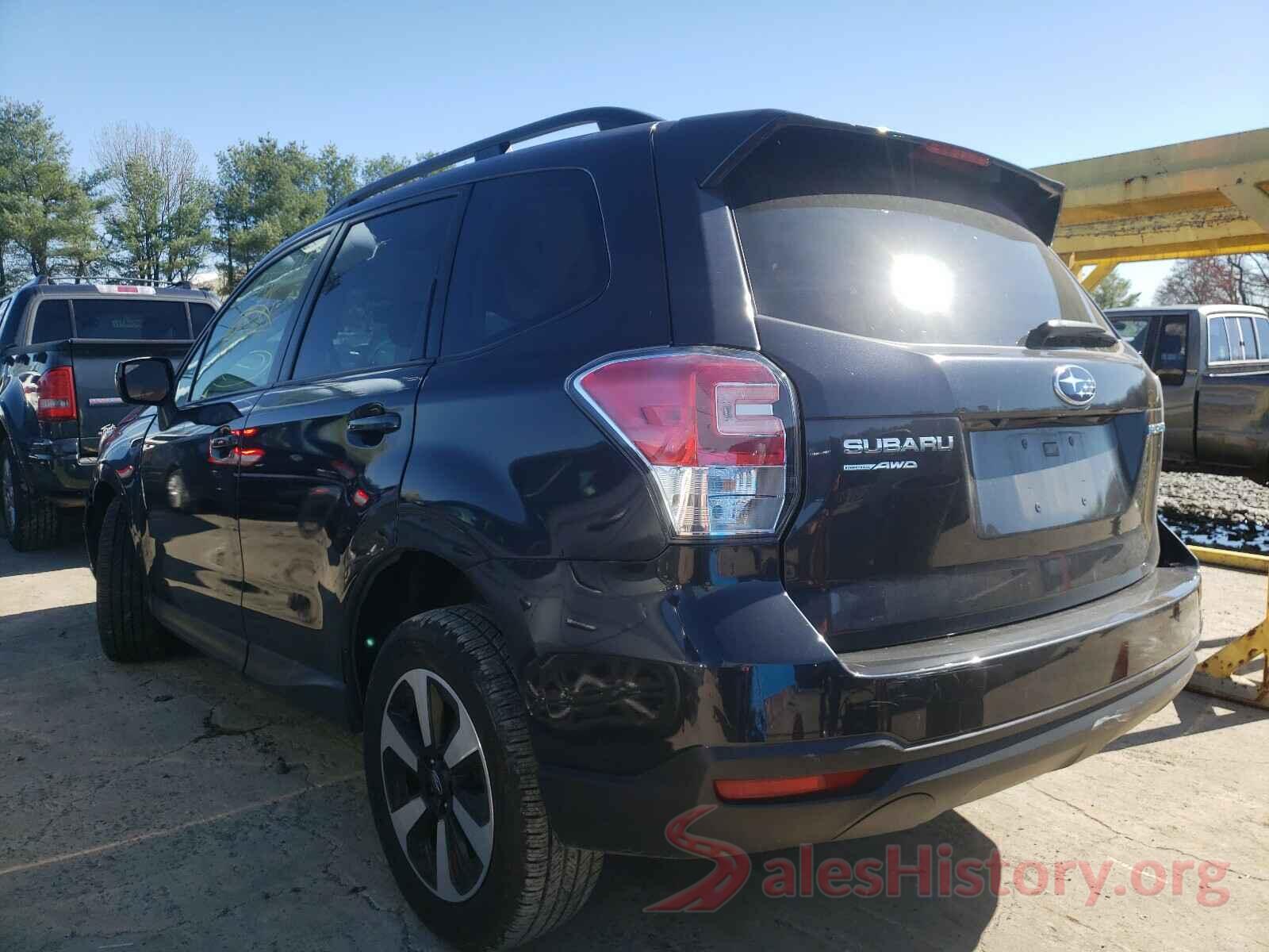 JF2SJAGCXJH528726 2018 SUBARU FORESTER