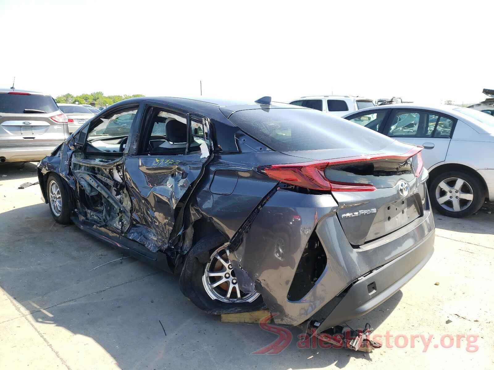 JTDKARFP6J3091077 2018 TOYOTA PRIUS