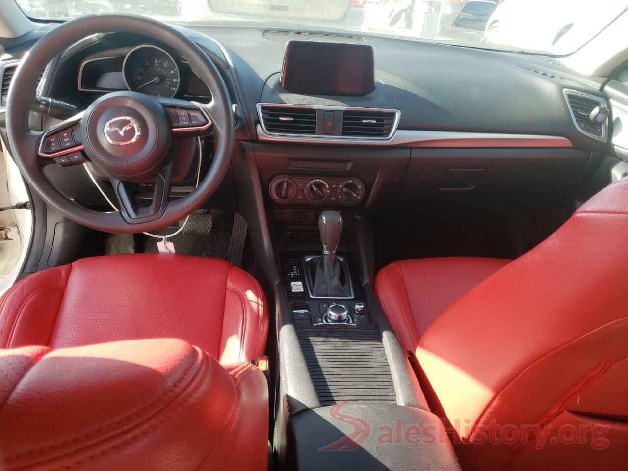 3MZBN1U70JM205577 2018 MAZDA 3