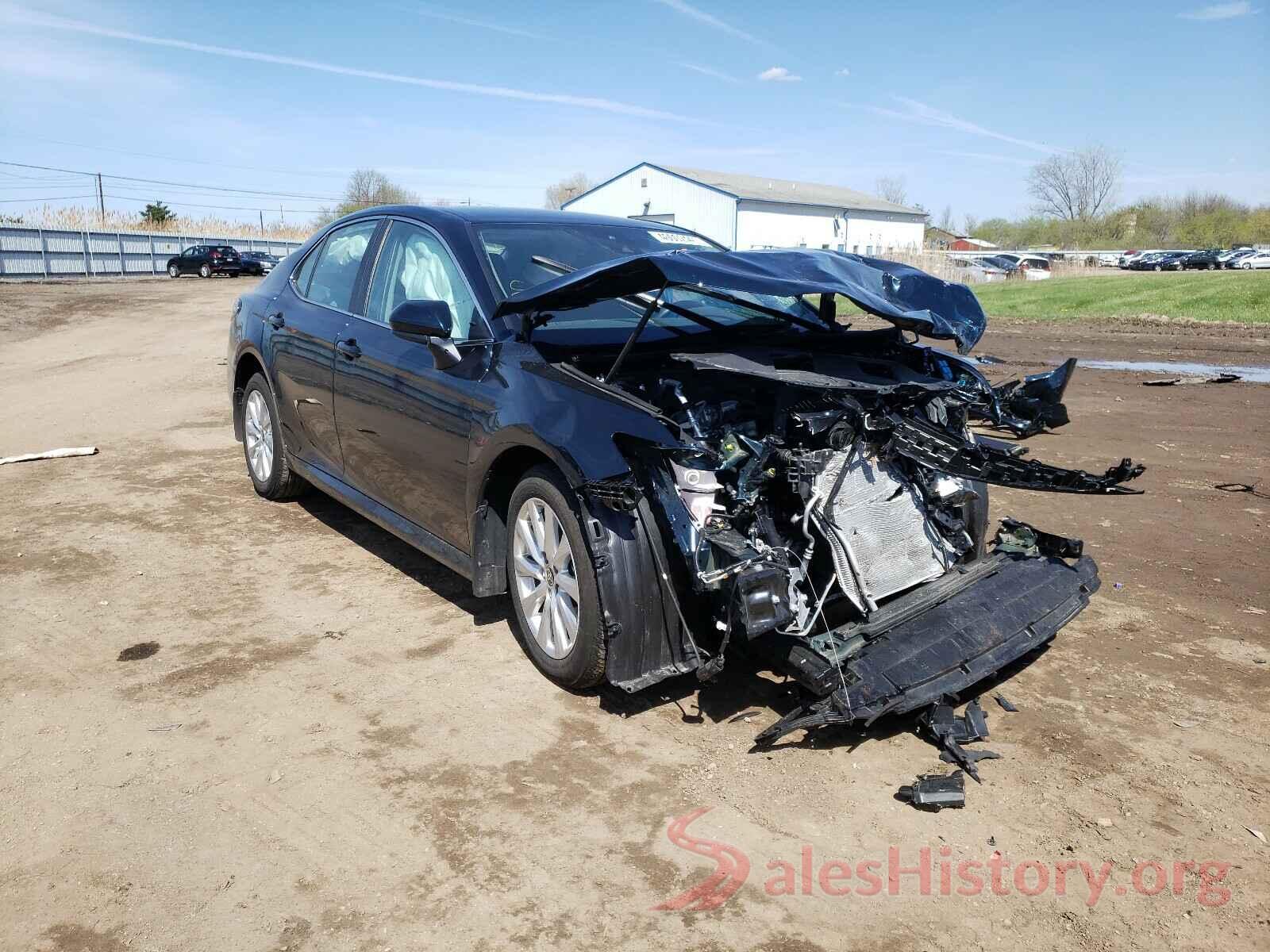 4T1C11AK4LU500011 2020 TOYOTA CAMRY