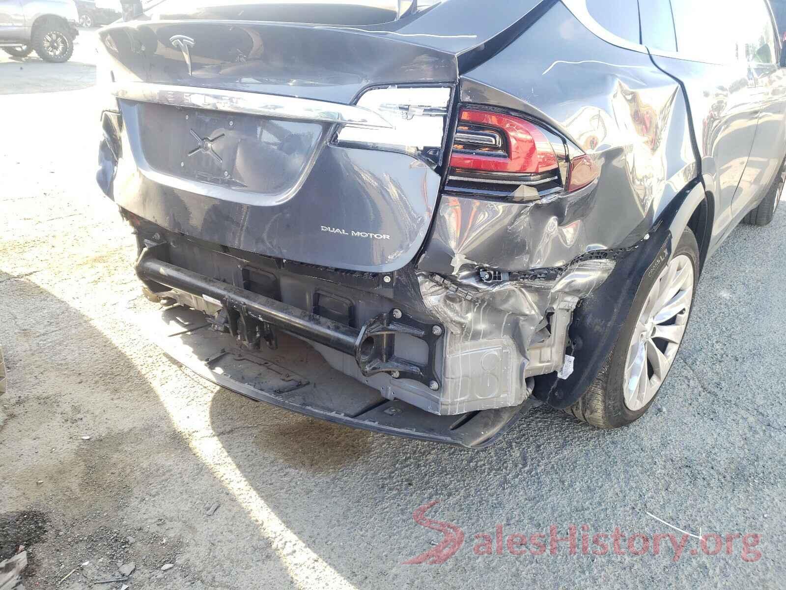 5YJXCBE28KF182773 2019 TESLA MODEL X