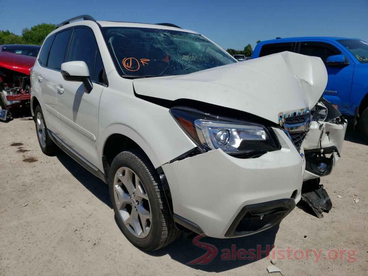 JF2SJAWC1JH473004 2018 SUBARU FORESTER