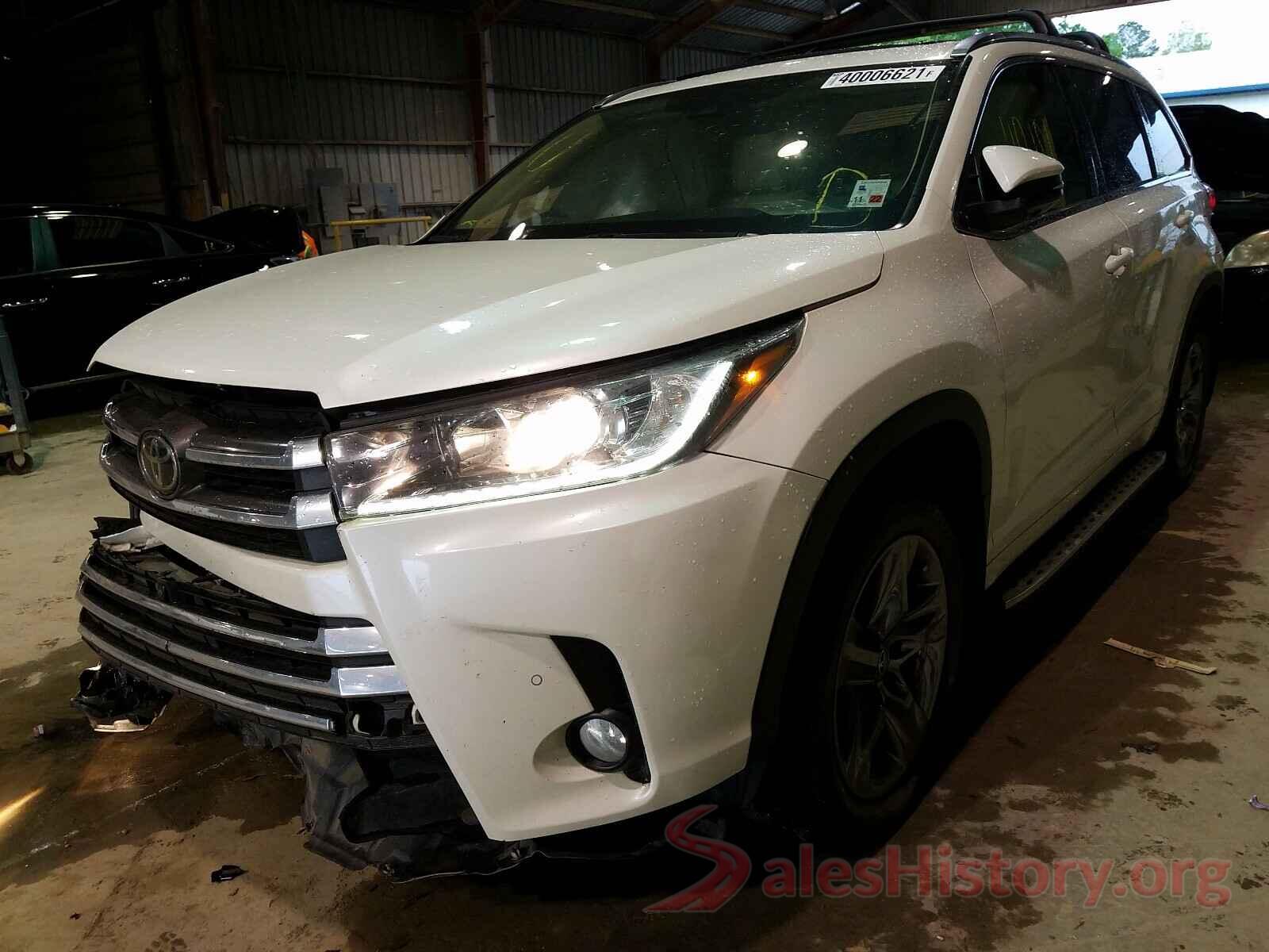 5TDYZRFH3JS267982 2018 TOYOTA HIGHLANDER