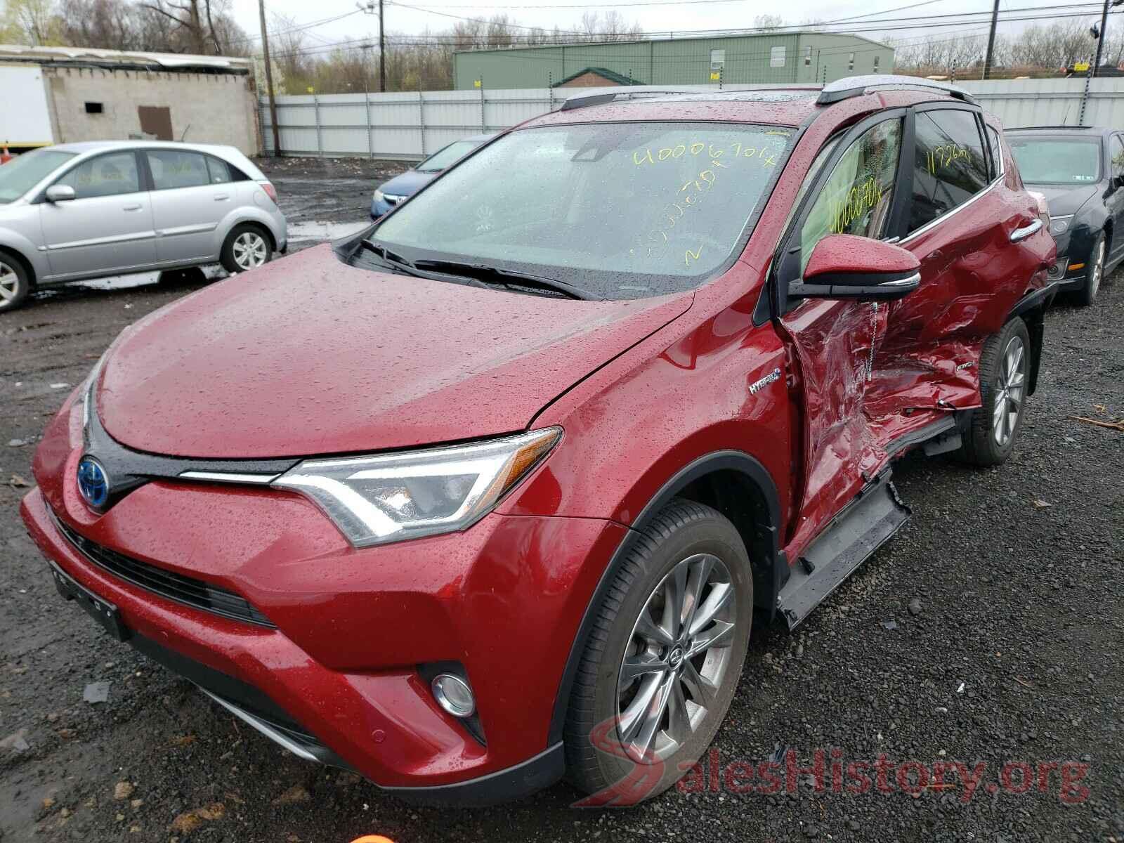 JTMDJREV5JD207856 2018 TOYOTA RAV4