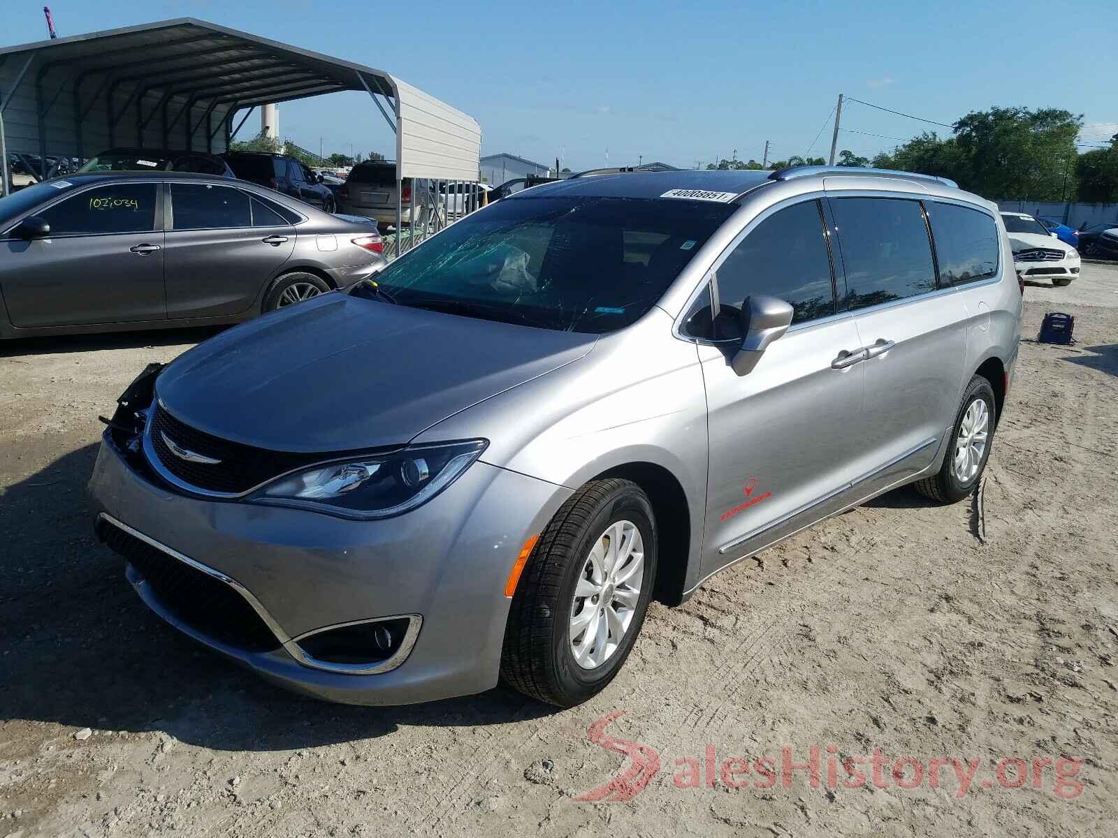 2C4RC1BG5KR554464 2019 CHRYSLER PACIFICA