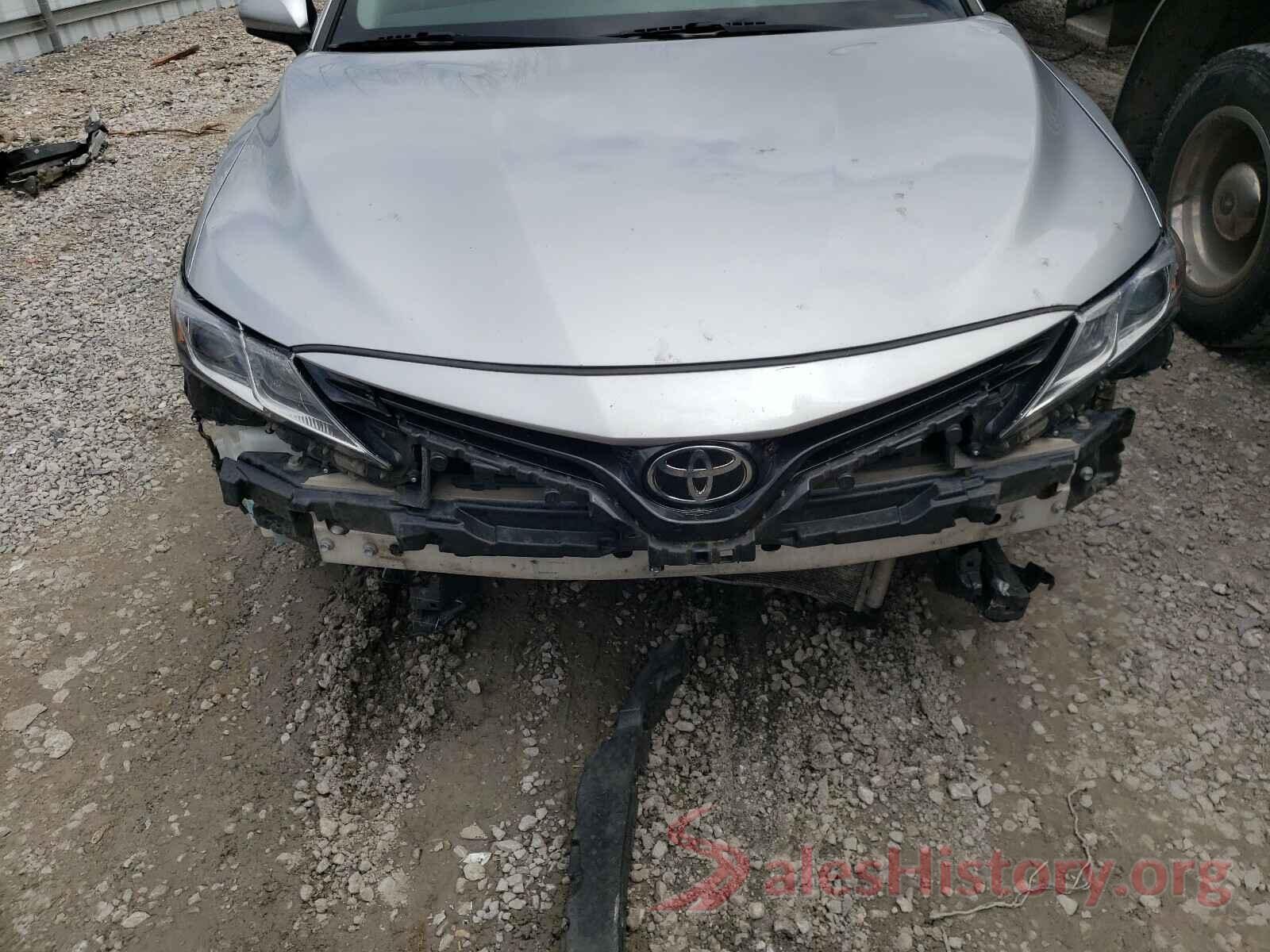 4T1B11HK6JU004593 2018 TOYOTA CAMRY