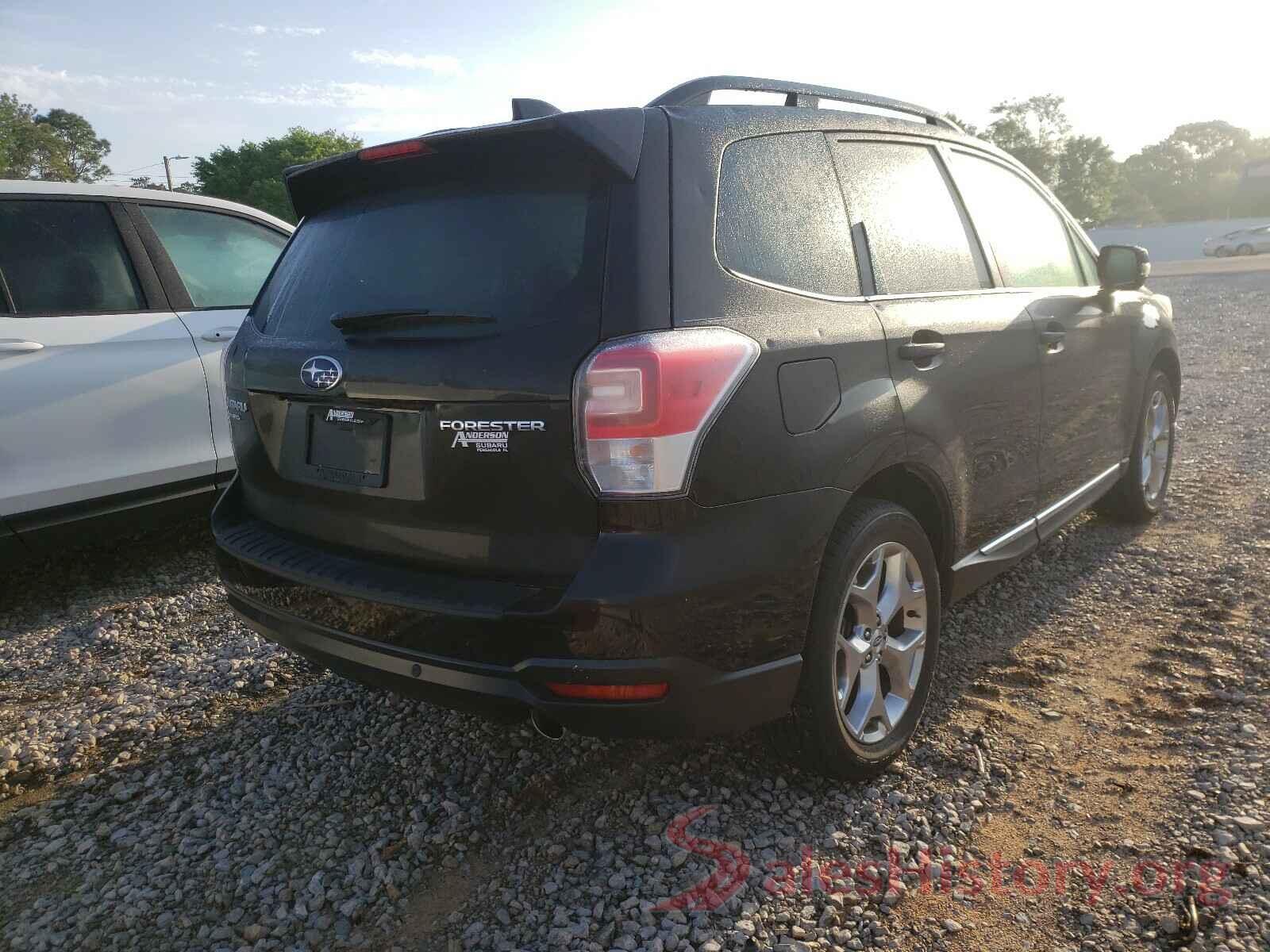 JF2SJAWC0JH540062 2018 SUBARU FORESTER