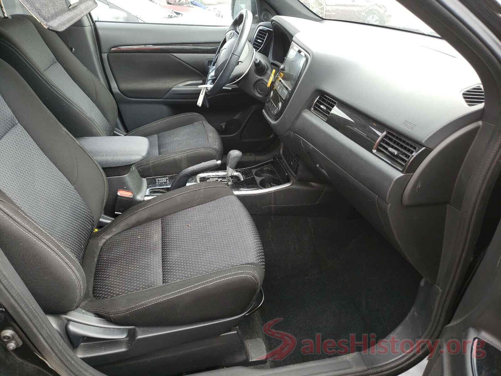 JA4AD3A39JZ018569 2018 MITSUBISHI OUTLANDER