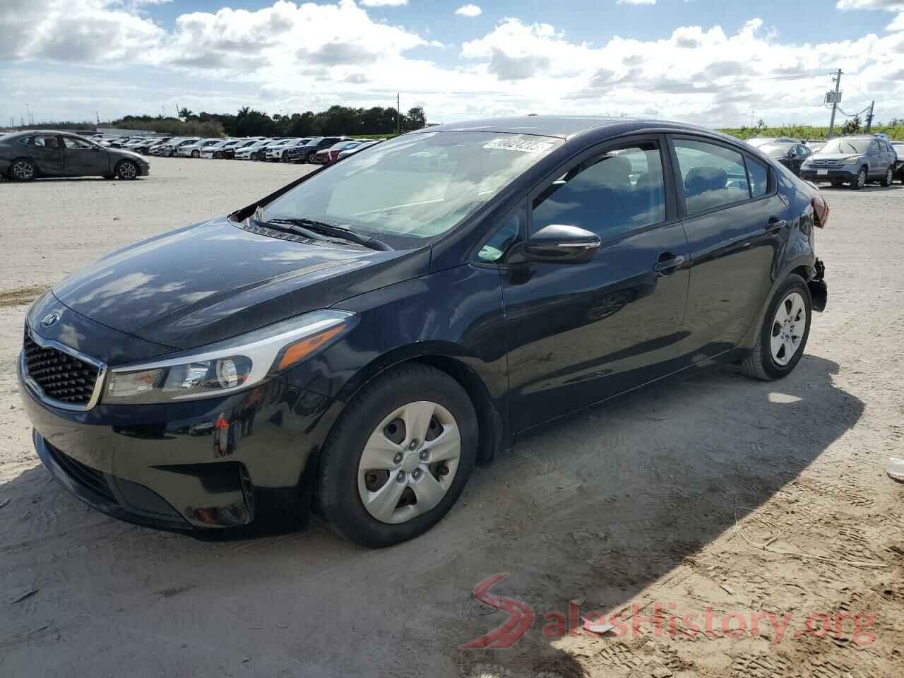 3KPFL4A76HE133692 2017 KIA FORTE