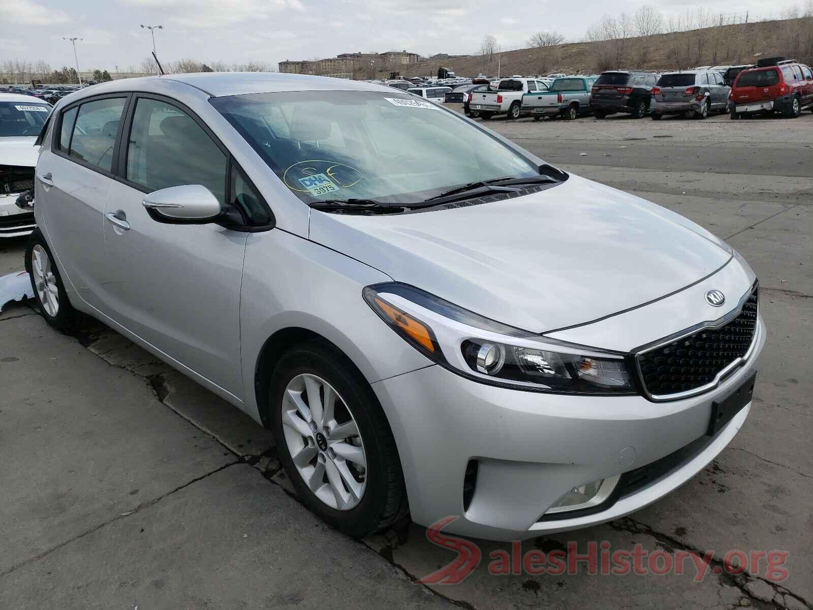 KNAFK5A80H5674926 2017 KIA FORTE