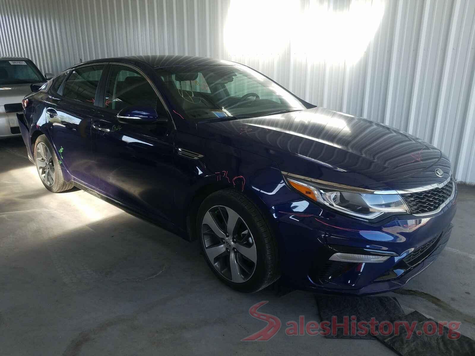 5XXGT4L35KG365858 2019 KIA OPTIMA