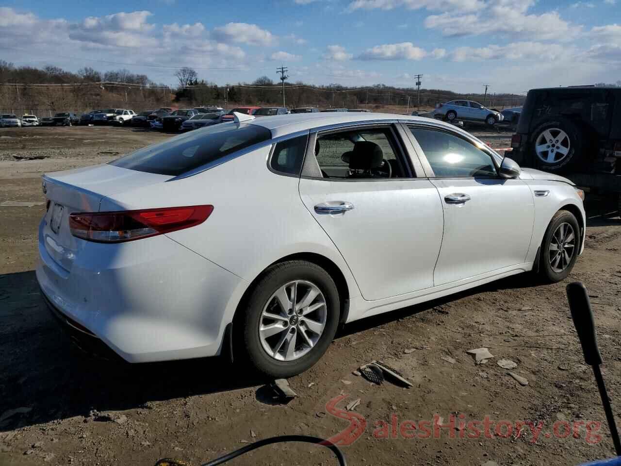 KNAGT4L38J5206106 2018 KIA OPTIMA